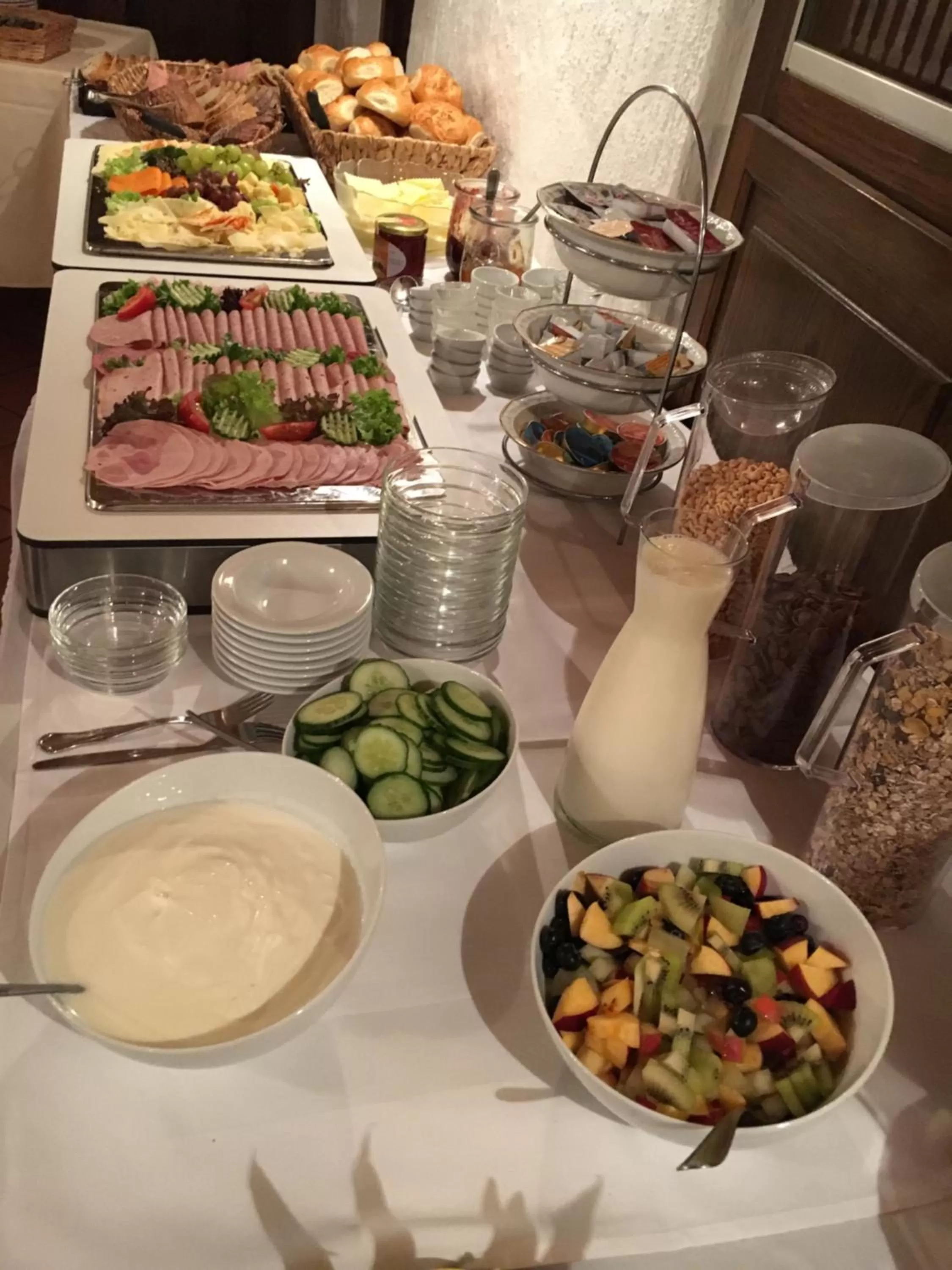 Buffet breakfast in Bäckerei Konditorei Frühstückspension WAGNER