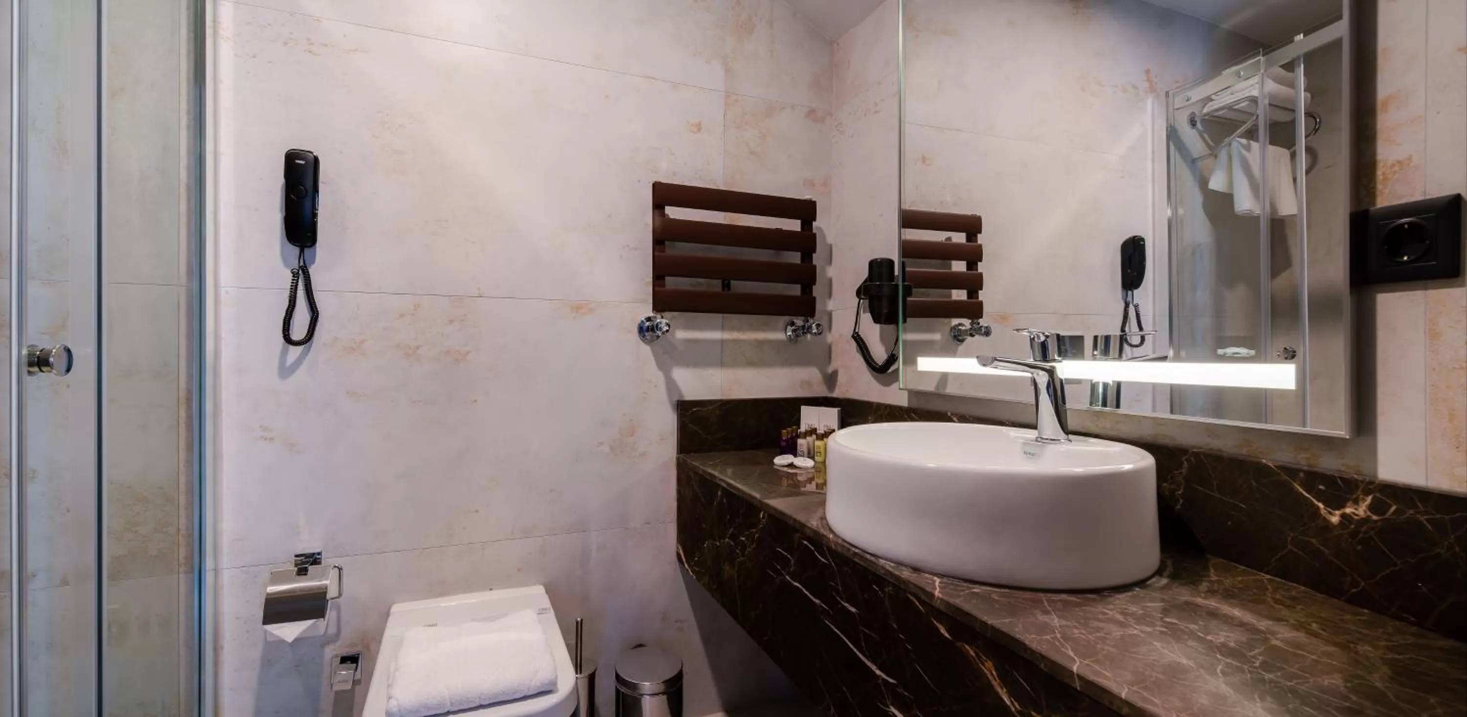 Bathroom in MENALO HOTEL PREMIUM ISTANBUL AIRPORT