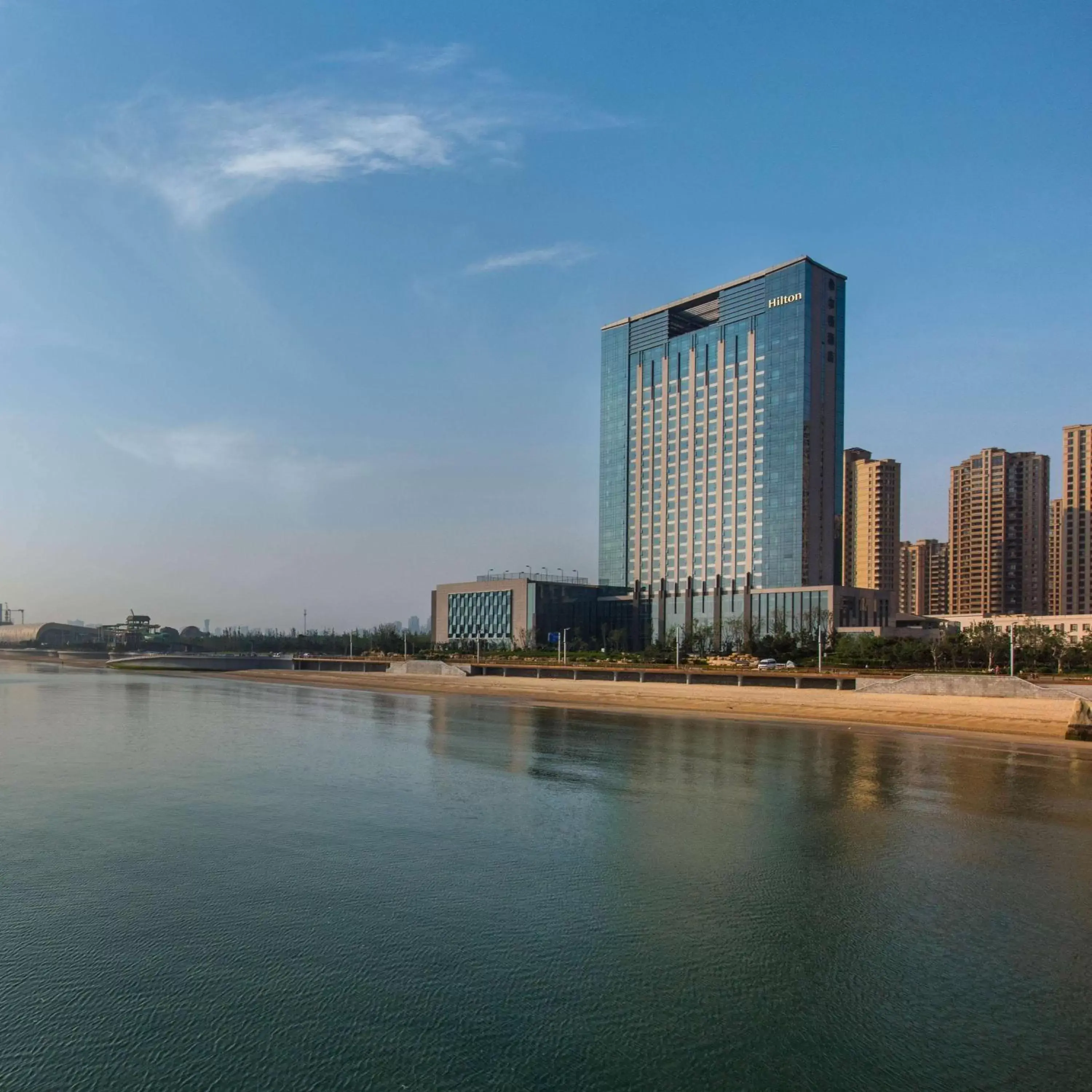 Property building in Hilton Yantai Golden Coast Property building in Hilton Yantai Golden Coast
