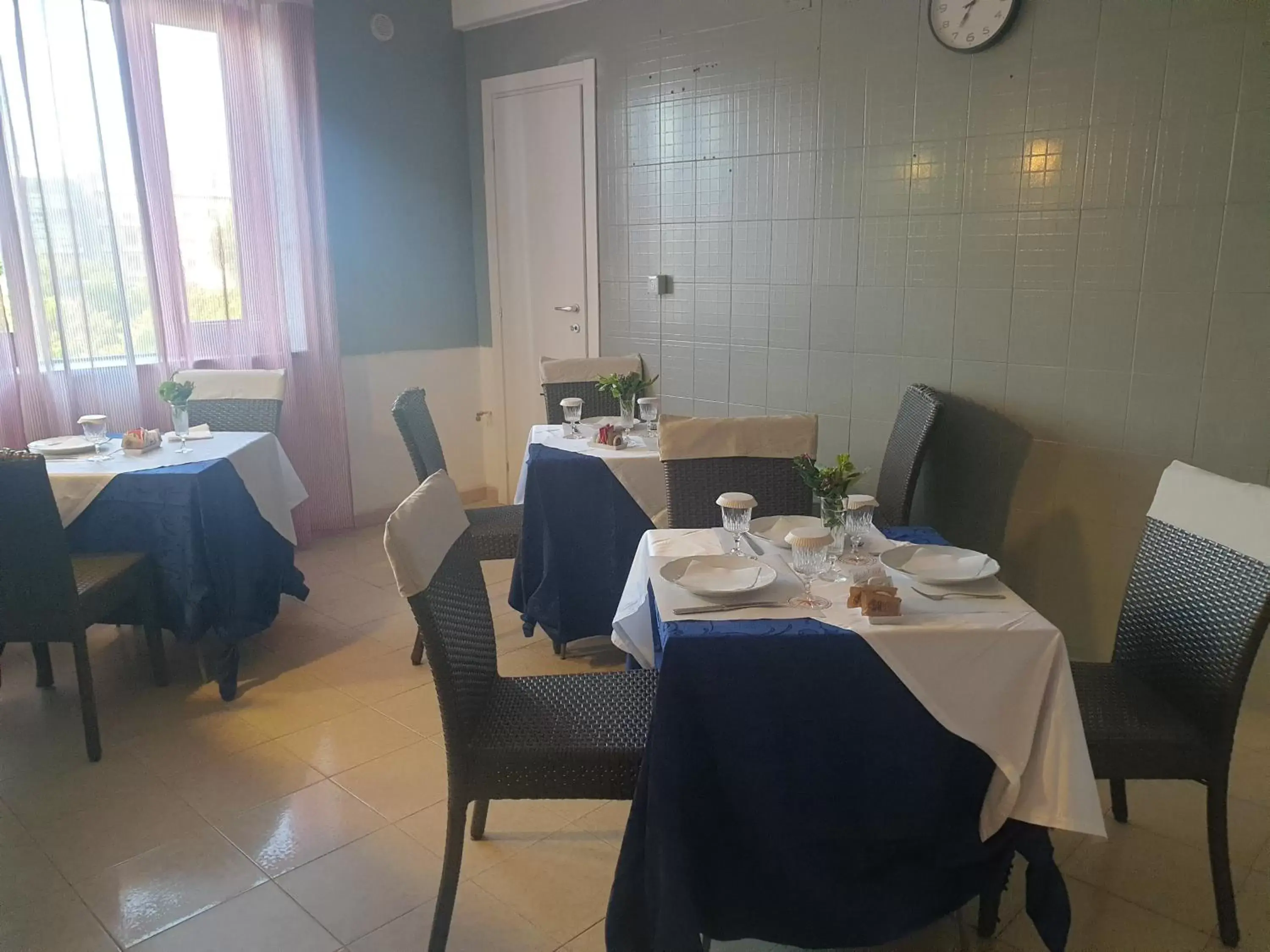 Restaurant/Places to Eat in VILLA MARTA a due passi dalla clinica ortopedica Rizzoli e da Villa Santa Teresa