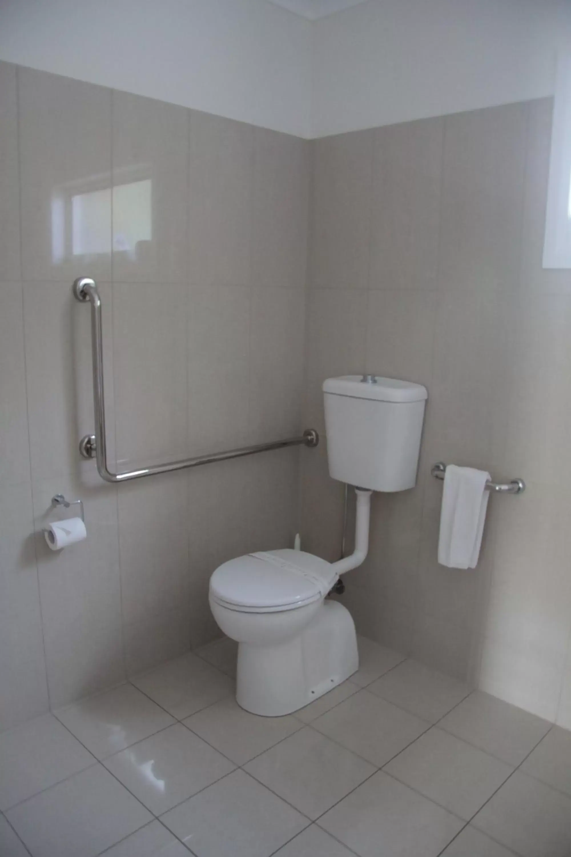 Toilet, Bathroom in Red Earth Motel