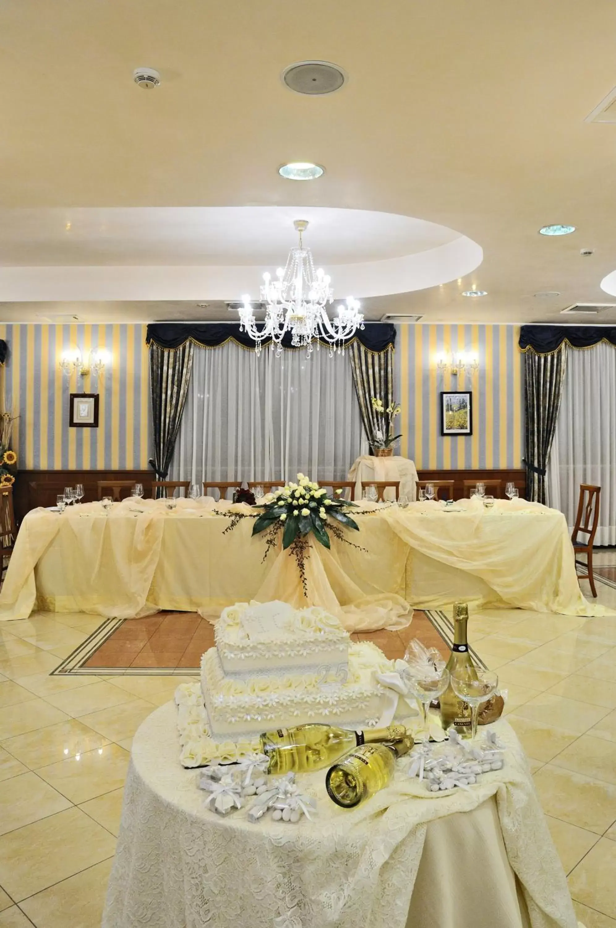 Restaurant/places to eat, Banquet Facilities in Hotel Villa San Pietro