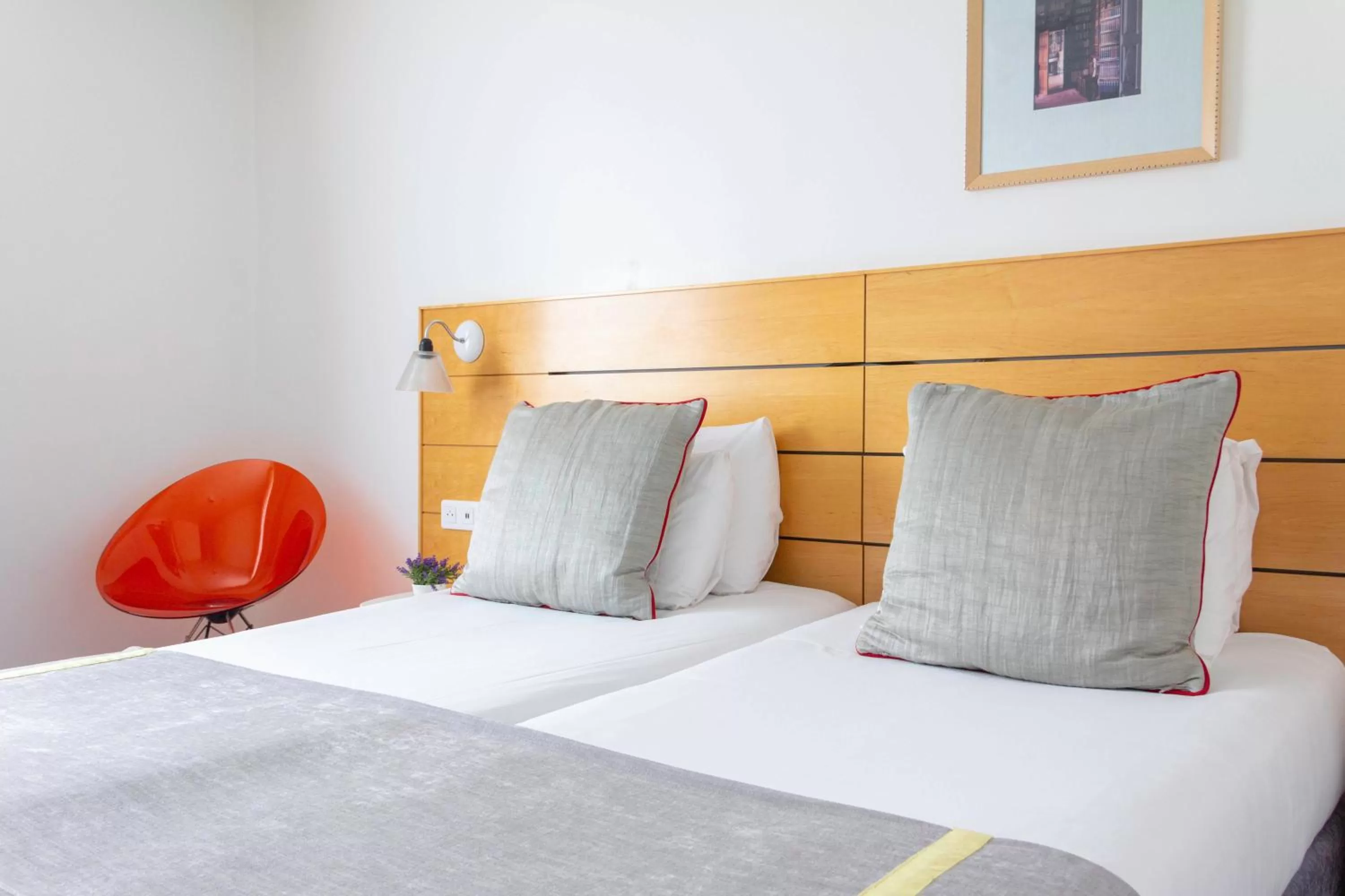 Bedroom, Bed in Hotel Lorette - Astotel