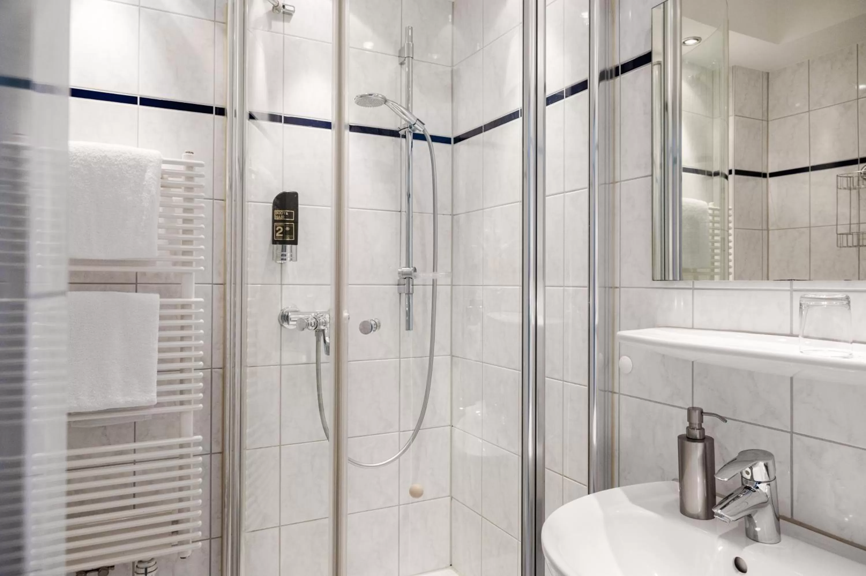 Bathroom in Hotel Wetzlarer Hof