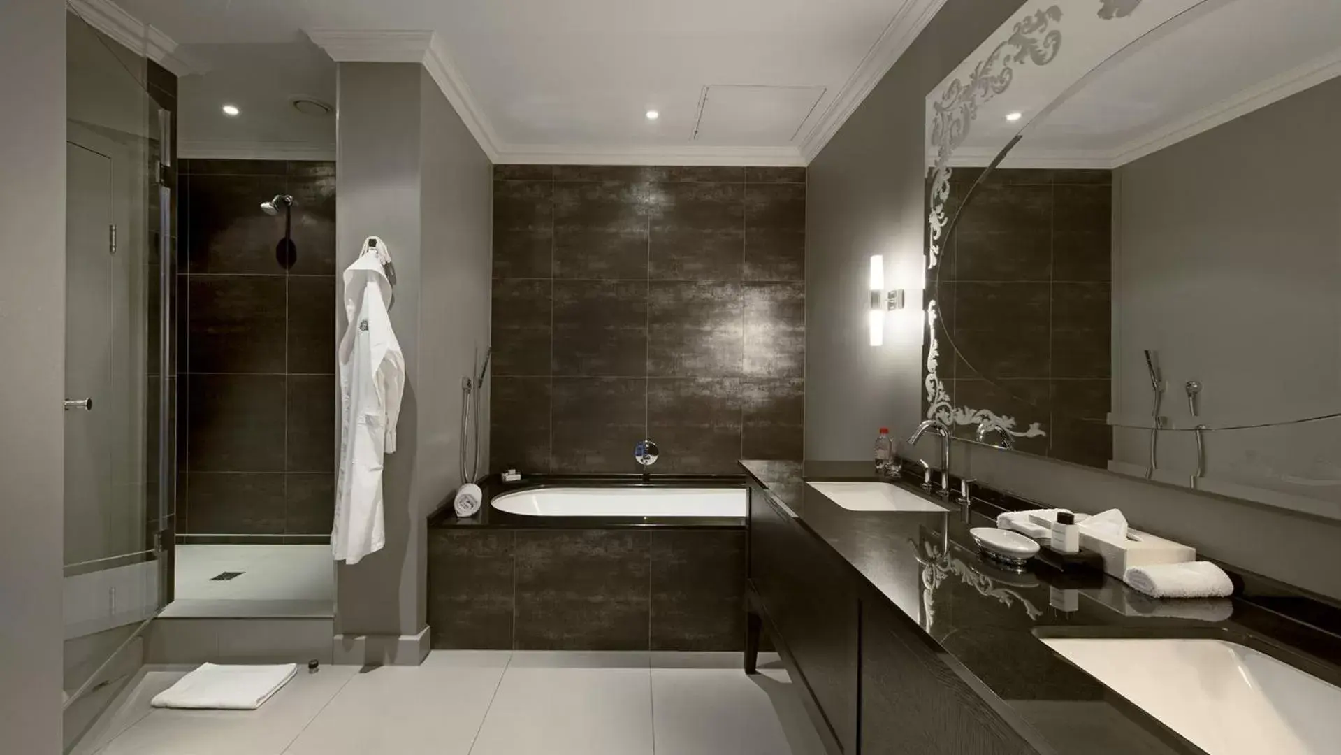 Bathroom in Queen Victoria Hotel by NEWMARK