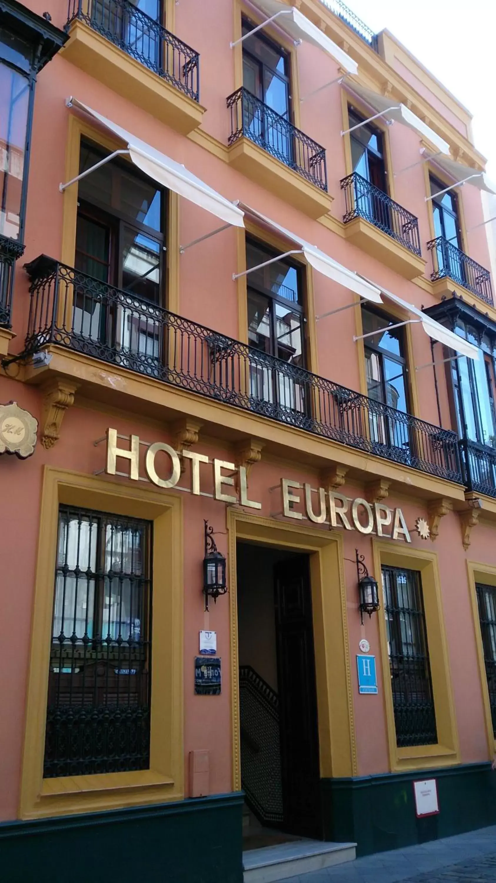 Property Building in Hotel Europa Boutique Sevilla