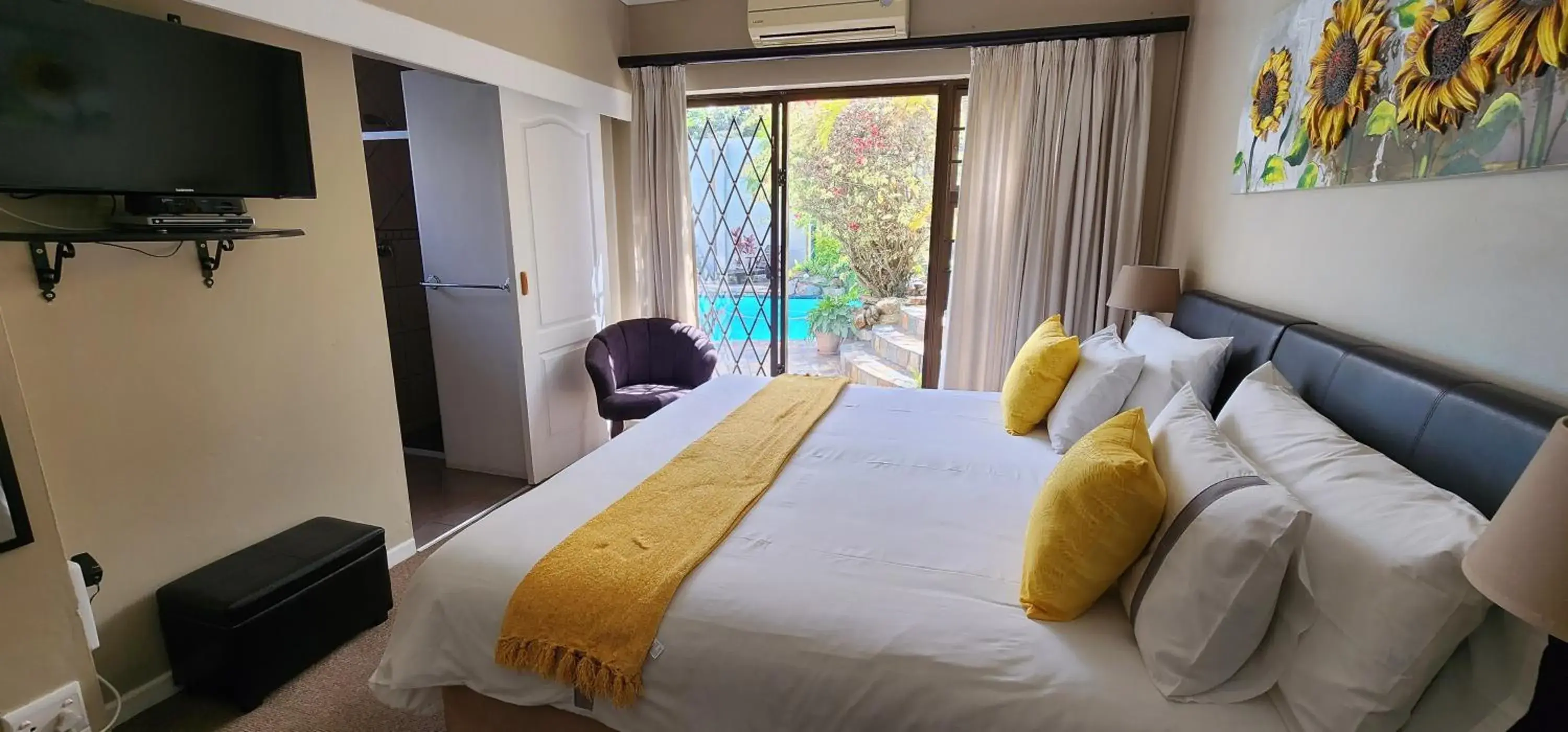 Photo of the whole room, Bed in See More Guest House