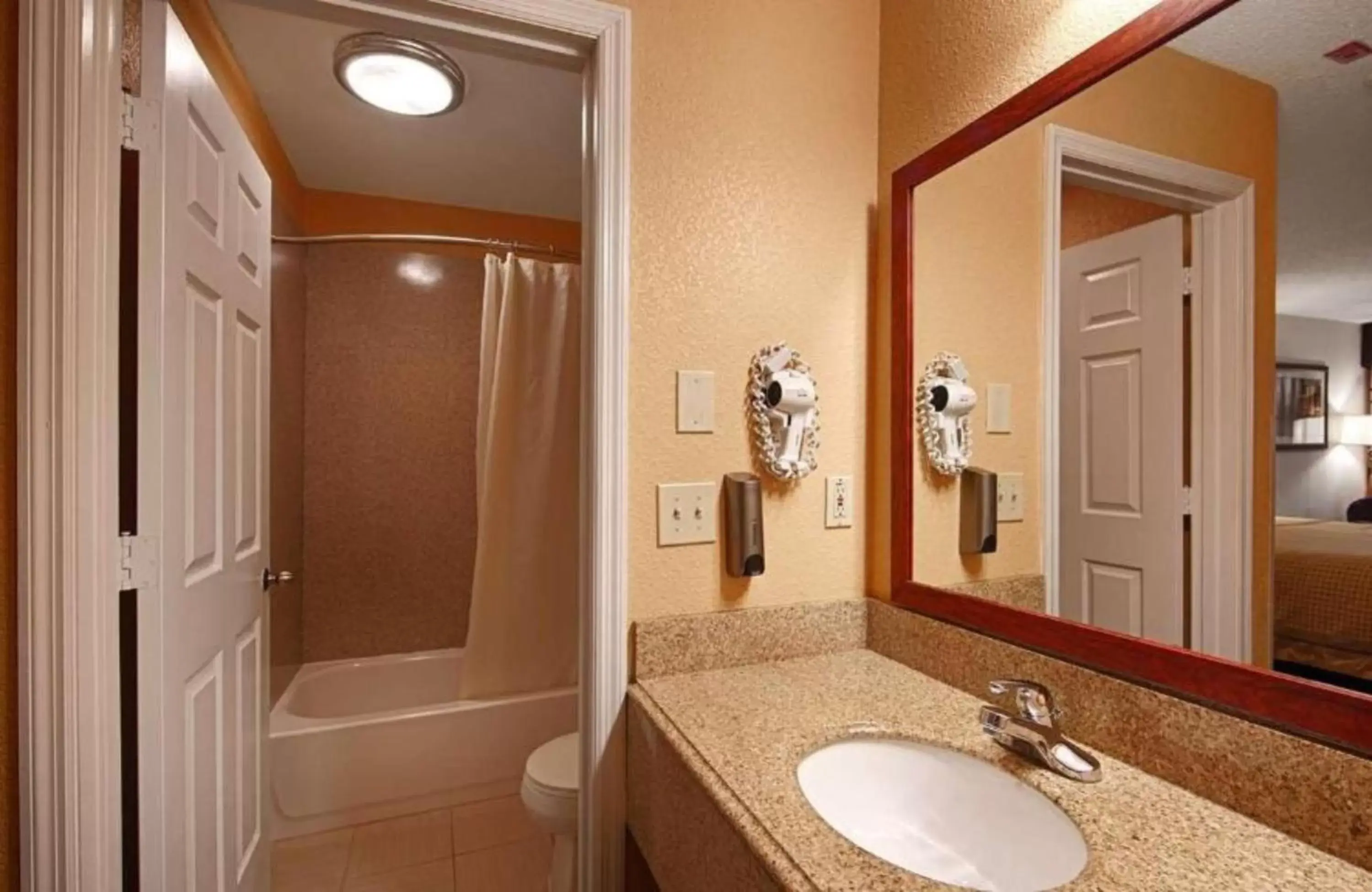 Bathroom in Best Western Executive Inn