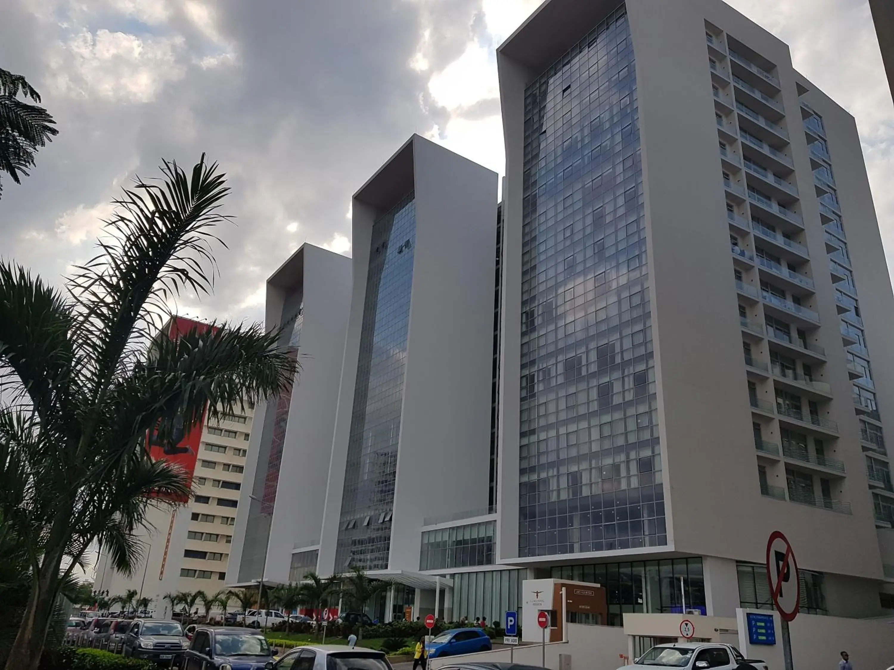 Facade/entrance, Property Building in Meliá Maputo Sky