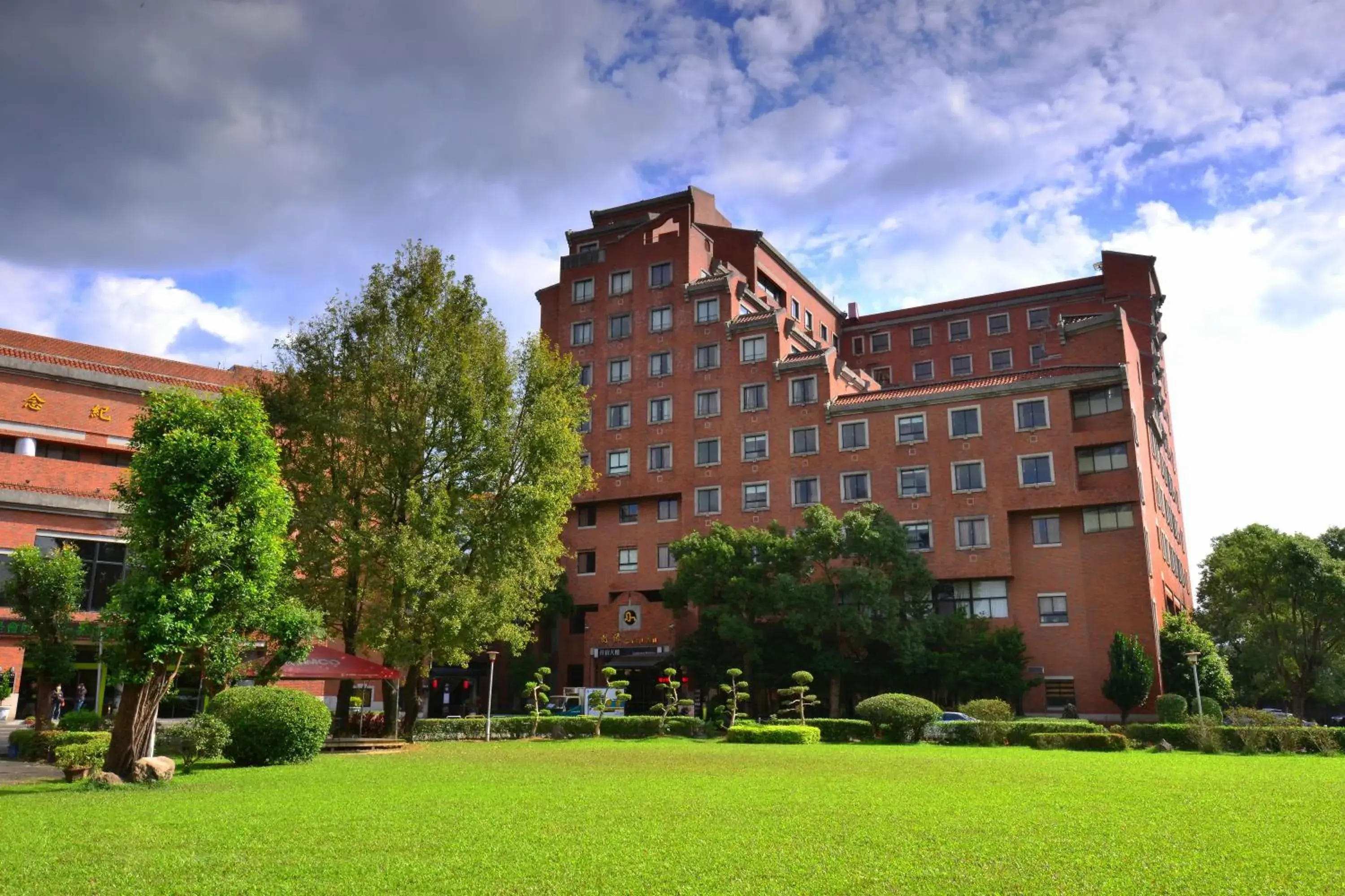 Property Building in CHIENTAN Youth Hotel