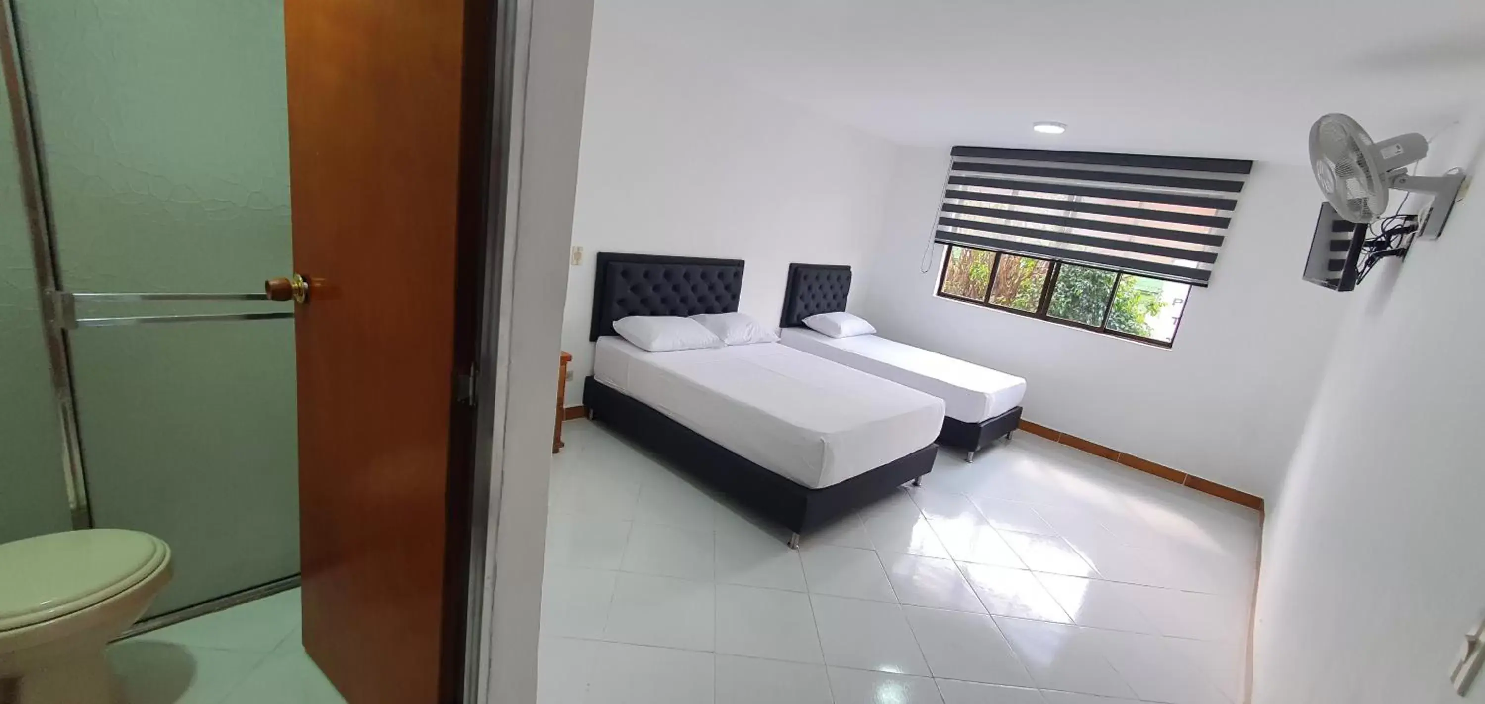 Standard Family Room in Hotel Picasso 70 Standard Family Room in Hotel Picasso 70