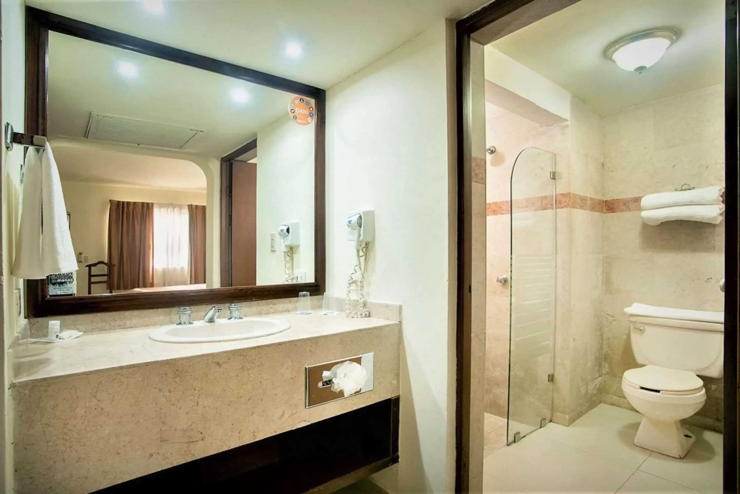 Bathroom in Quality Inn Ciudad Obregon