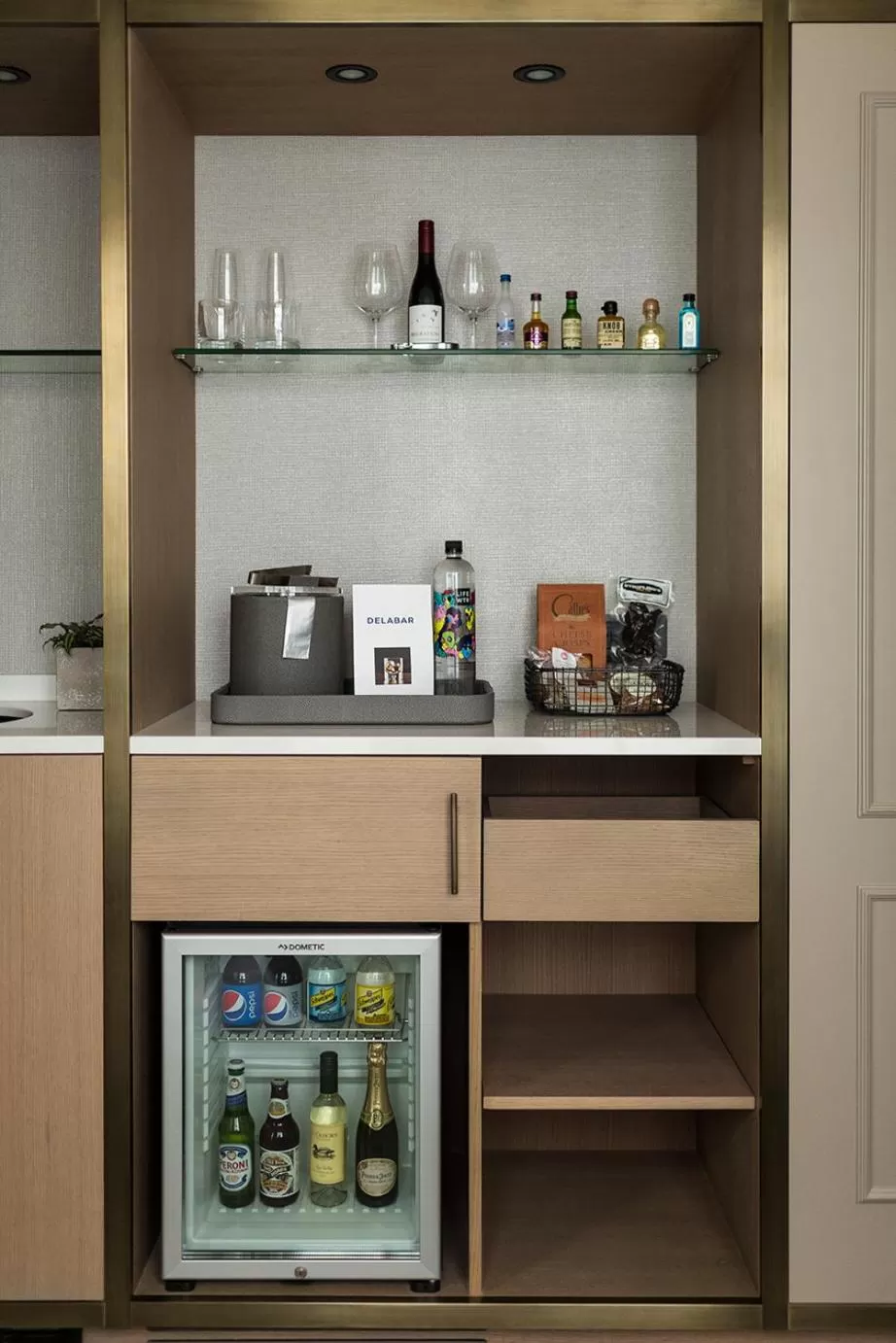 oven in Delamar West Hartford