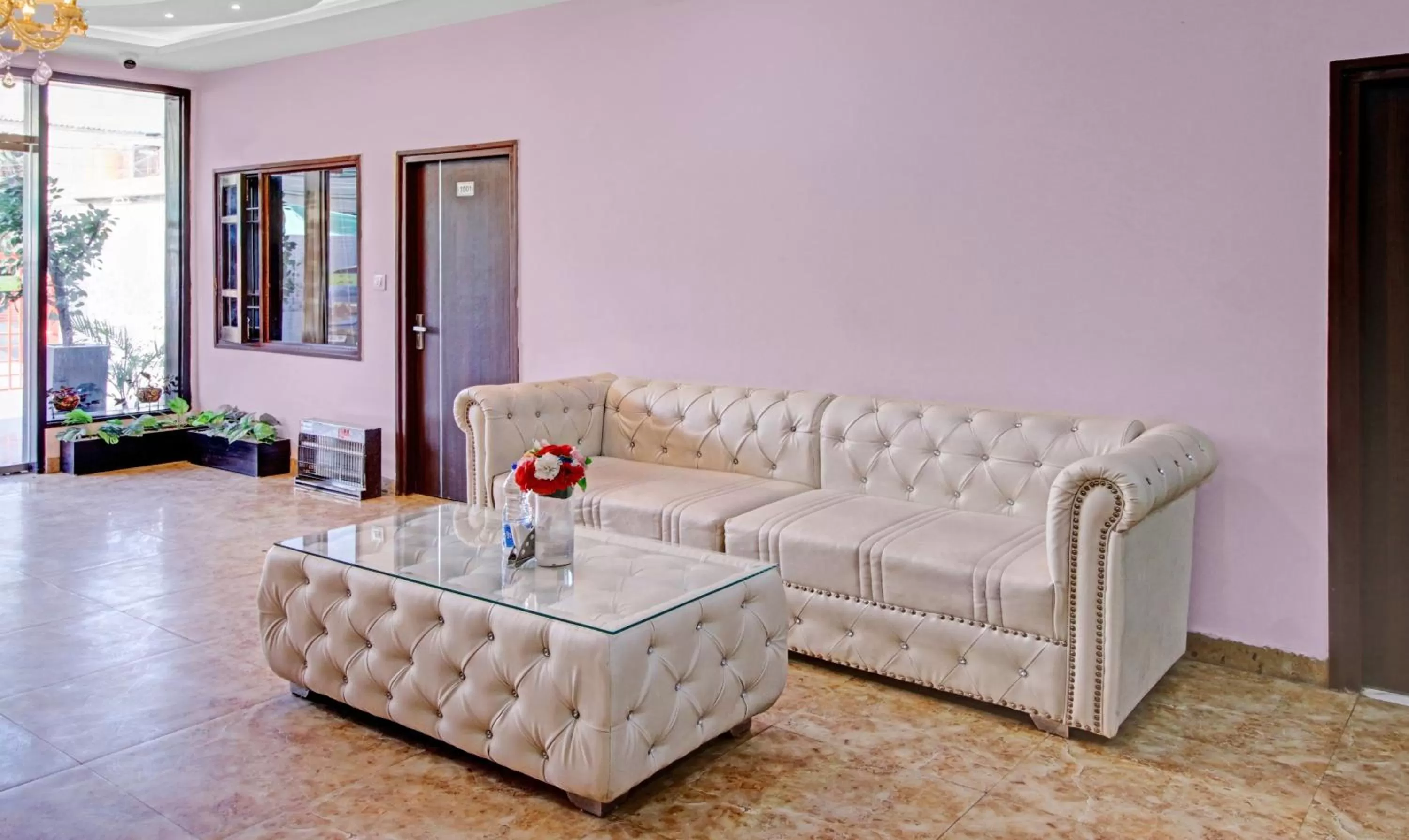 Seating Area in Treebo Trend Jugnu