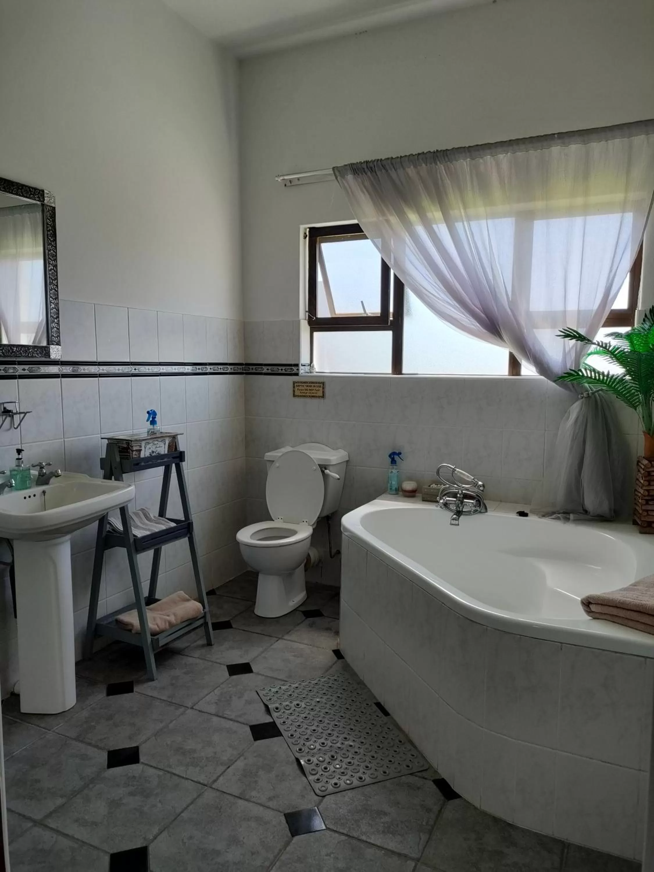 Bathroom in Cove View B&B