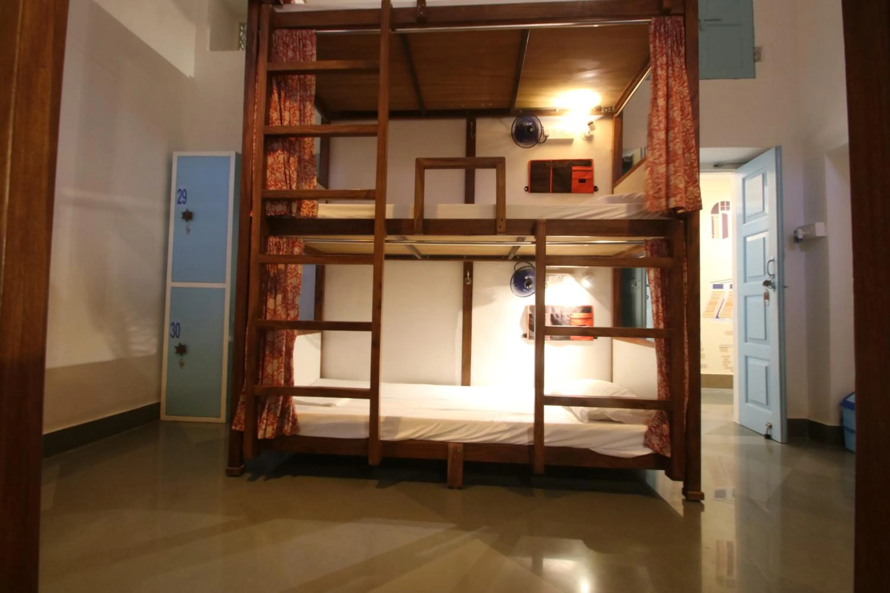 bunk bed, Bed in Jaipur Jantar Hostel
