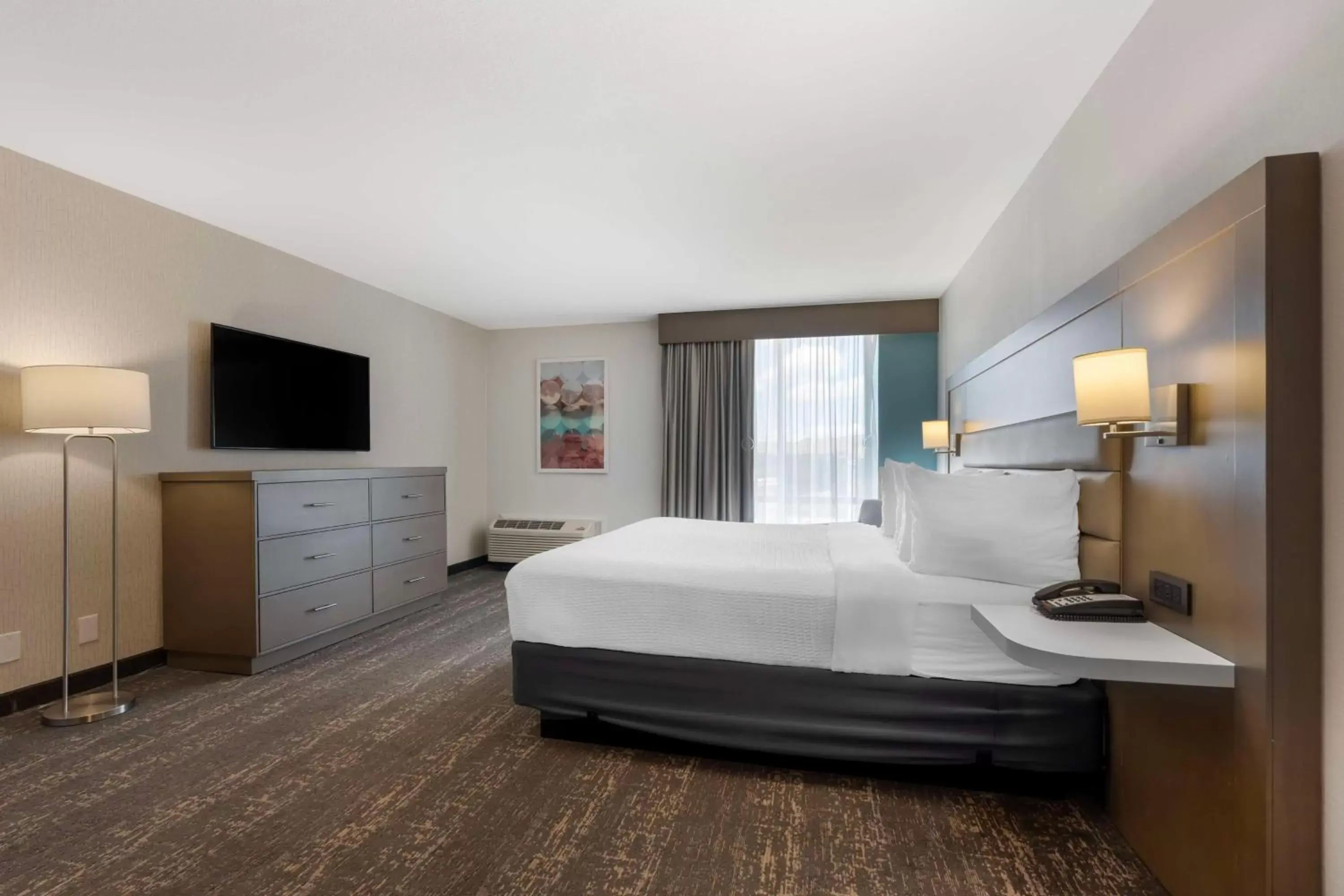 Bedroom, Bed in Best Western Plus Sparks-Reno Hotel