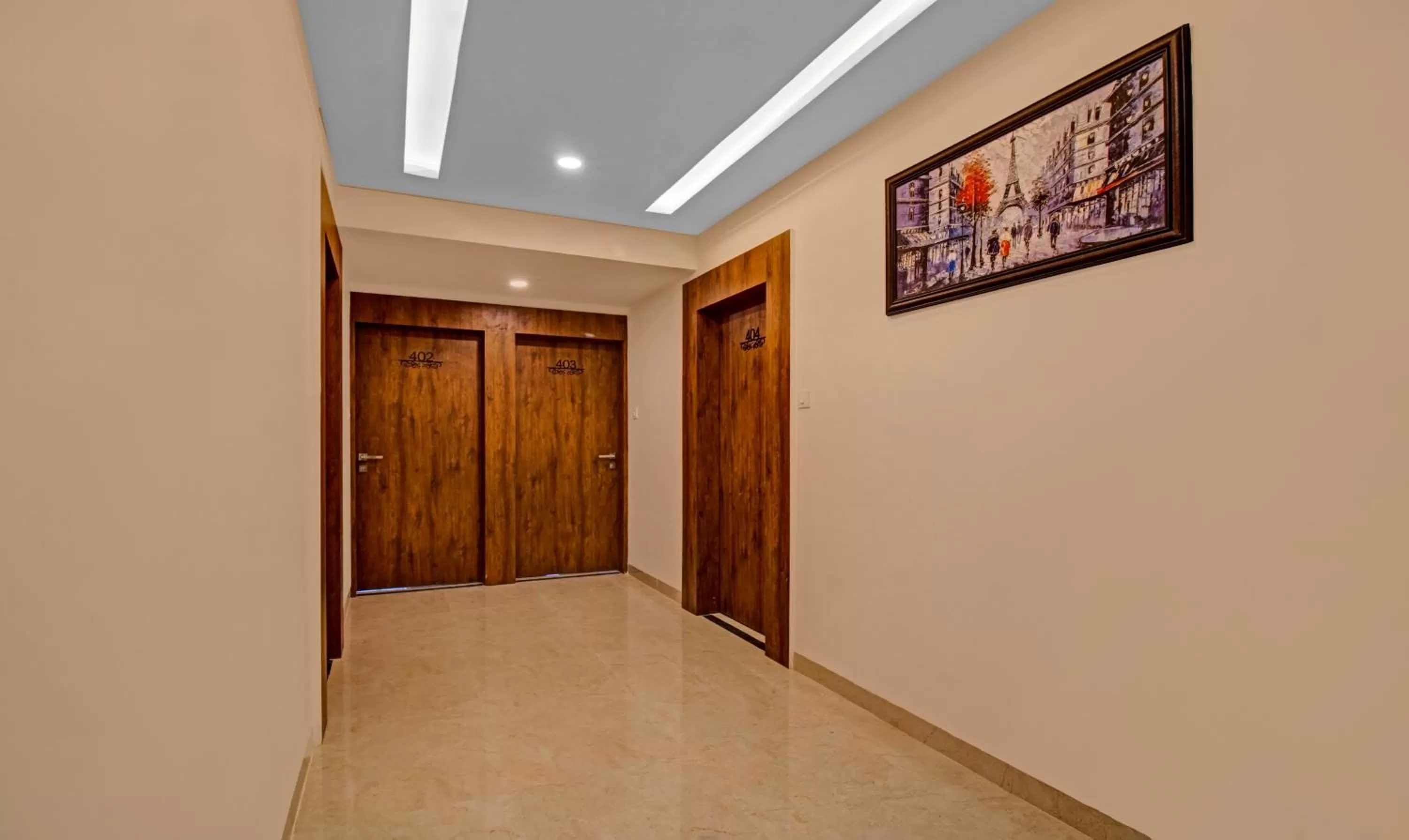 Lobby or reception in Treebo Chandraprasth Residency