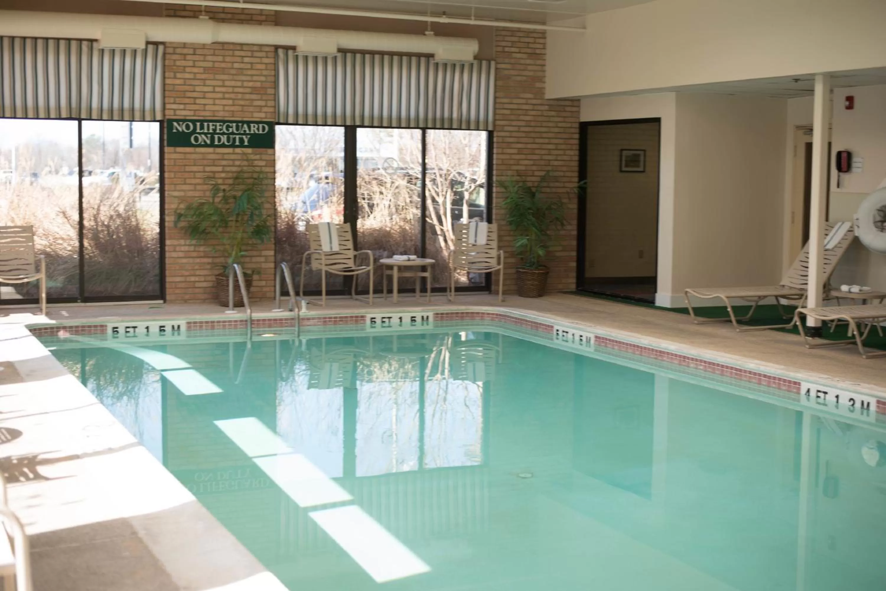 Swimming pool in Holiday Inn Express Easton by IHG
