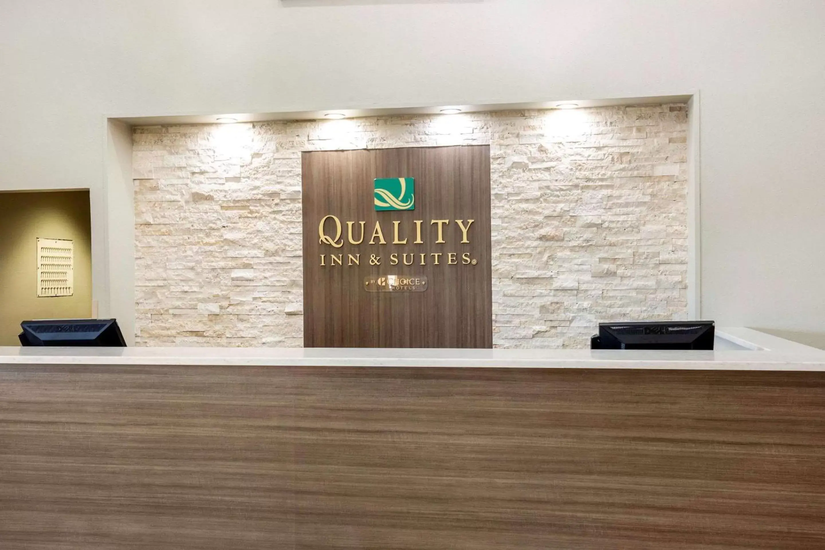 Lobby or reception in Quality Inn & Suites Arnold