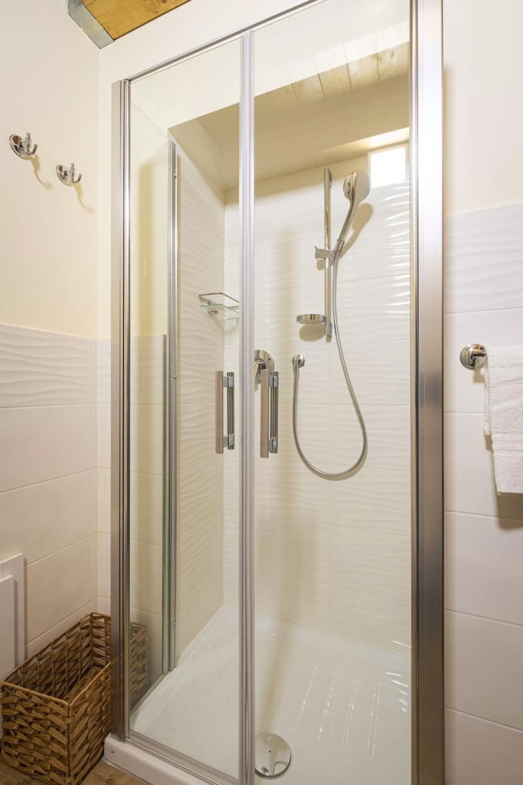 Shower, Bathroom in Open Sicily Homes - Residence ai Quattro Canti - Selfcheck-in