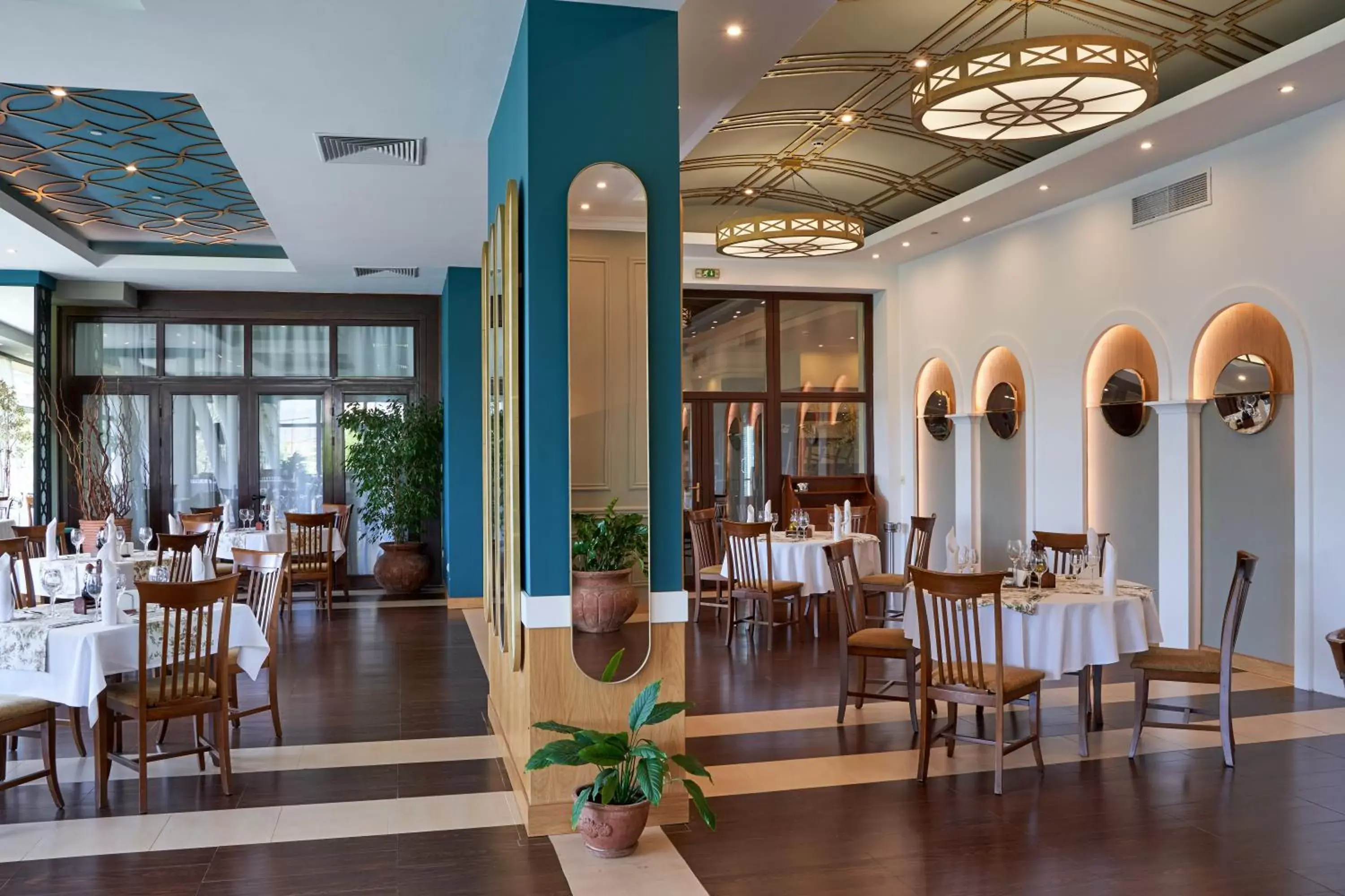 Food and drinks, Restaurant/Places to Eat in Yantra Grand Hotel