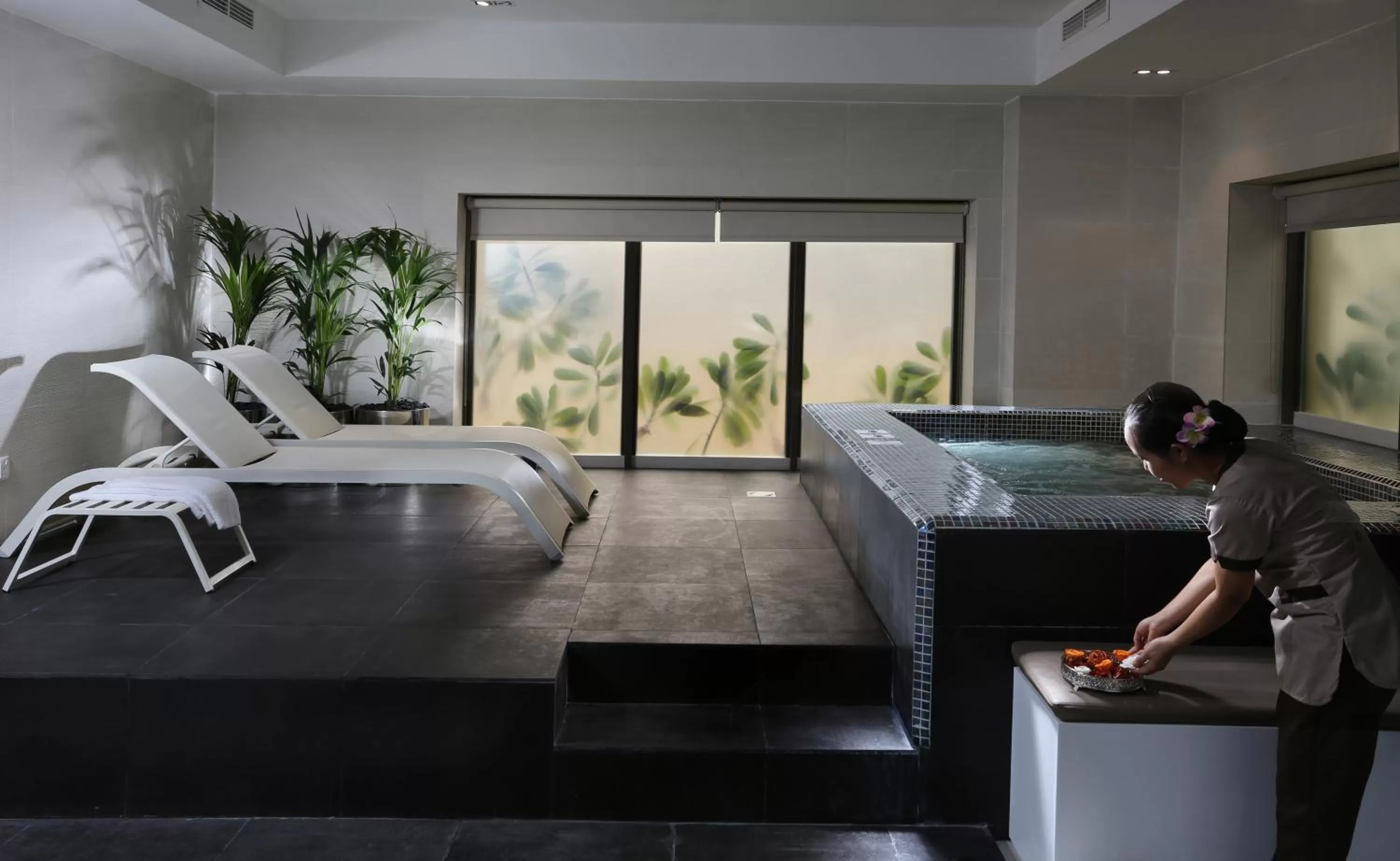 Spa and wellness centre/facilities, Bed in Ramada Hotel, Suites and Apartments by Wyndham Dubai JBR