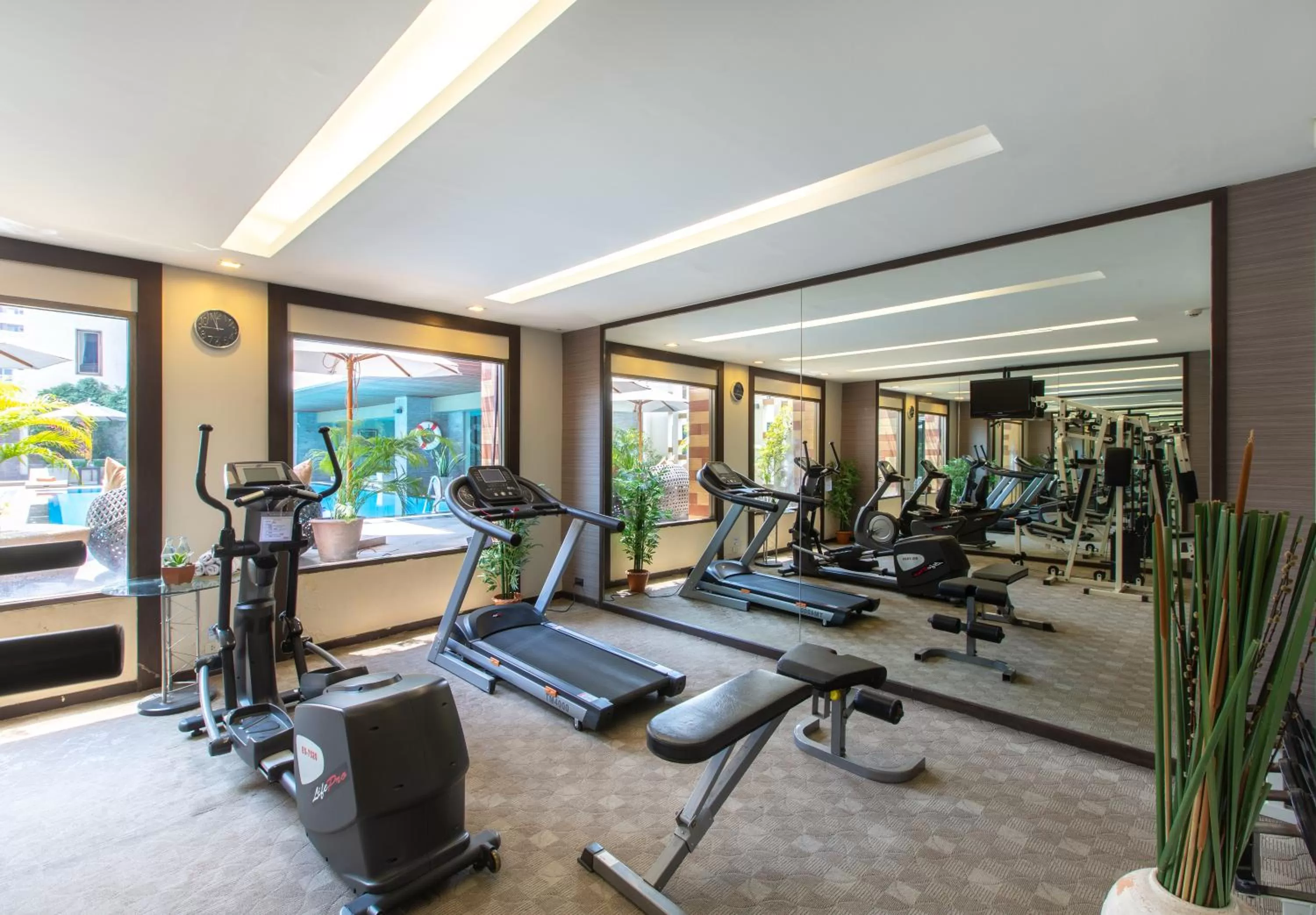 Fitness centre/facilities in Mida Hotel Don Mueang Airport