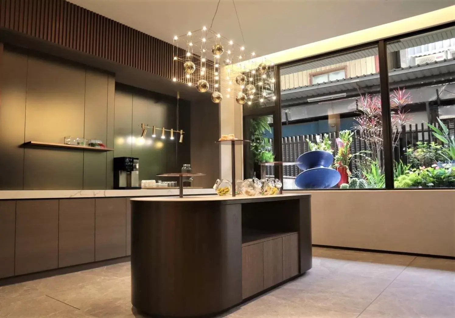 Lounge or bar in Tenz Go Hotel Lounge or bar in Tenz Go Hotel