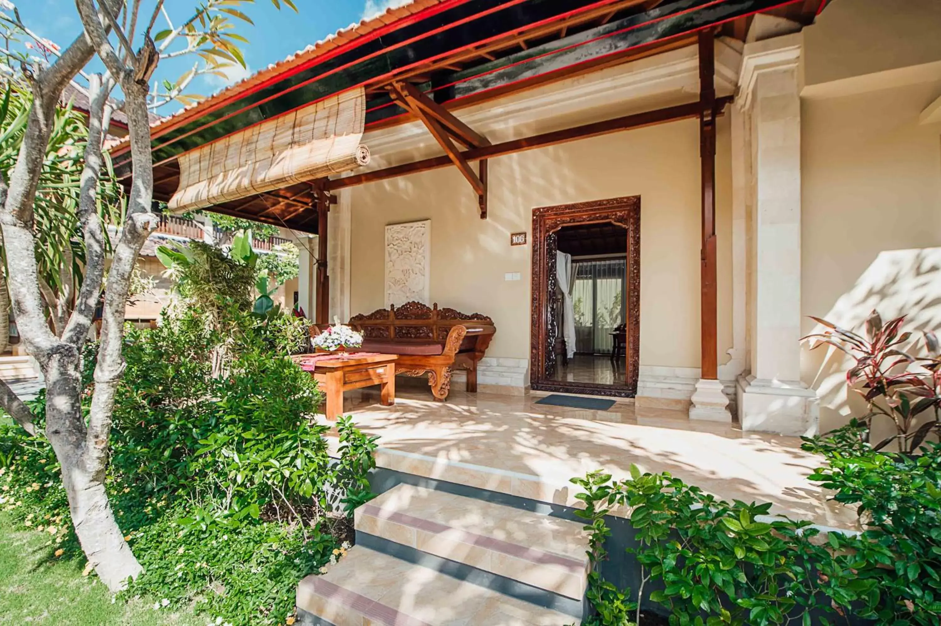 Luxury Bungalow with Terrace in Kuta Puri Bungalows, Villas and Resort Luxury Bungalow with Terrace in Kuta Puri Bungalows, Villas and Resort