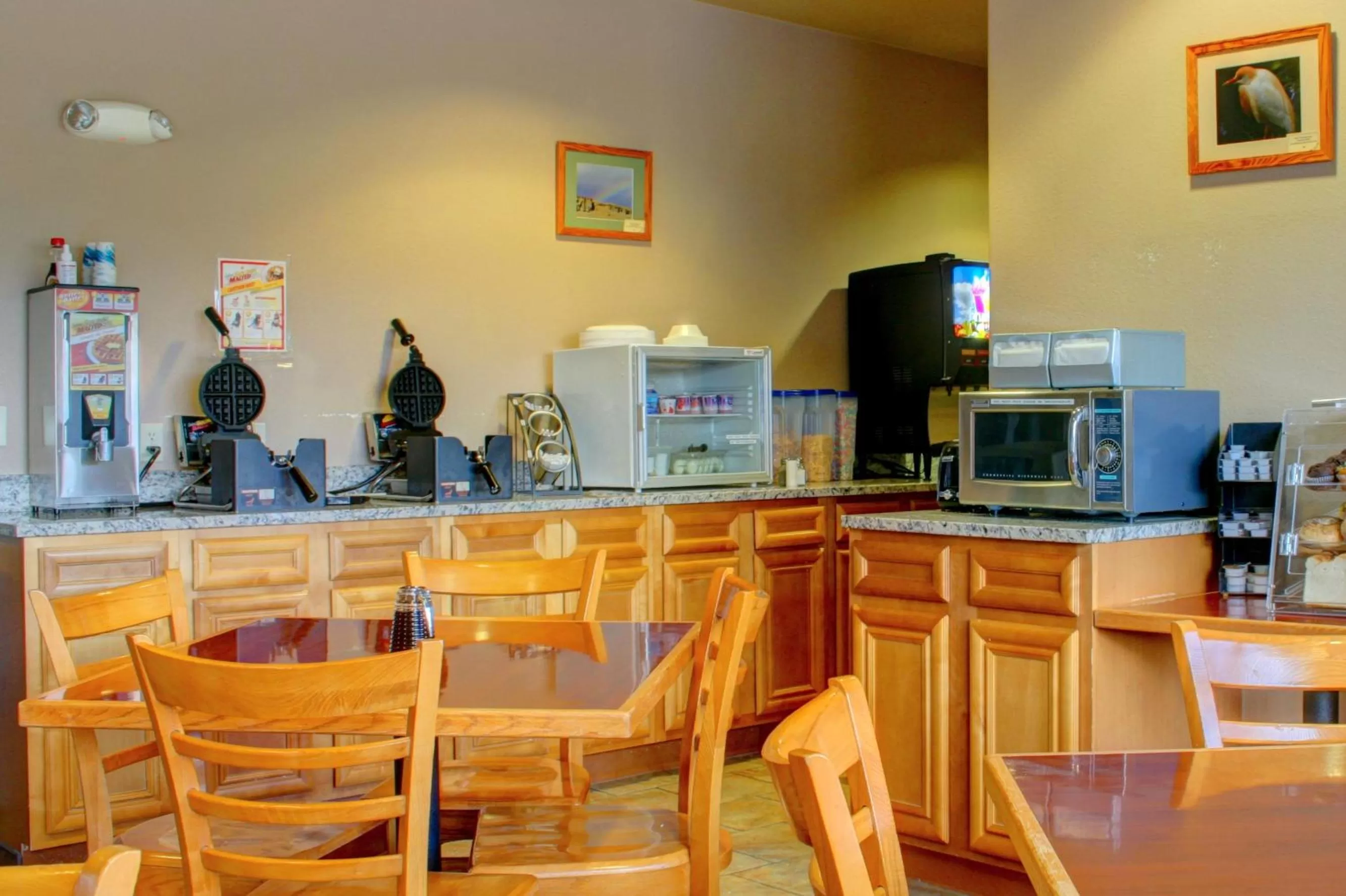 Breakfast in Allington Inn & Suites Kremmling