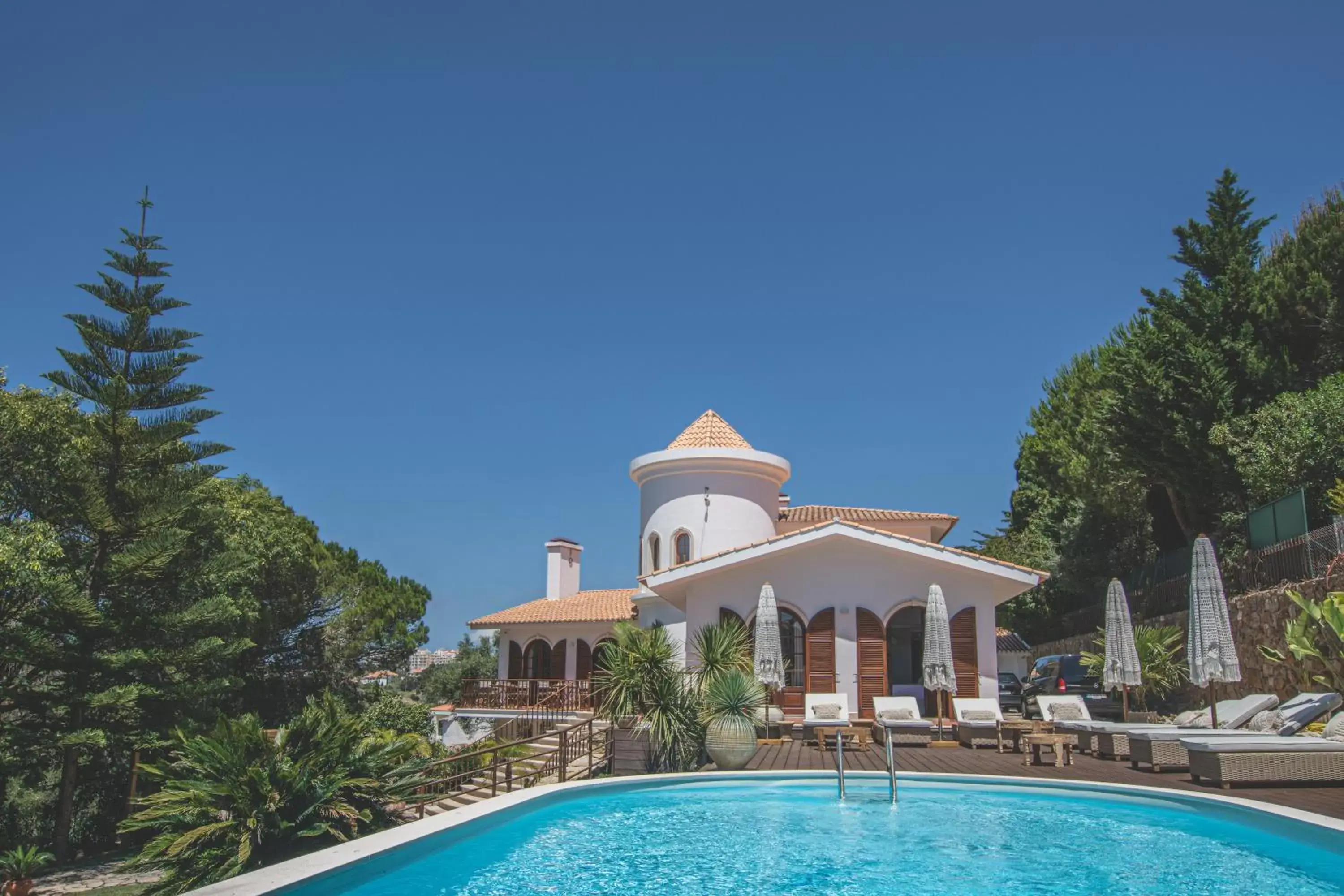 Property building, Swimming Pool in Villa Pietra Estoril Eco Guesthouse