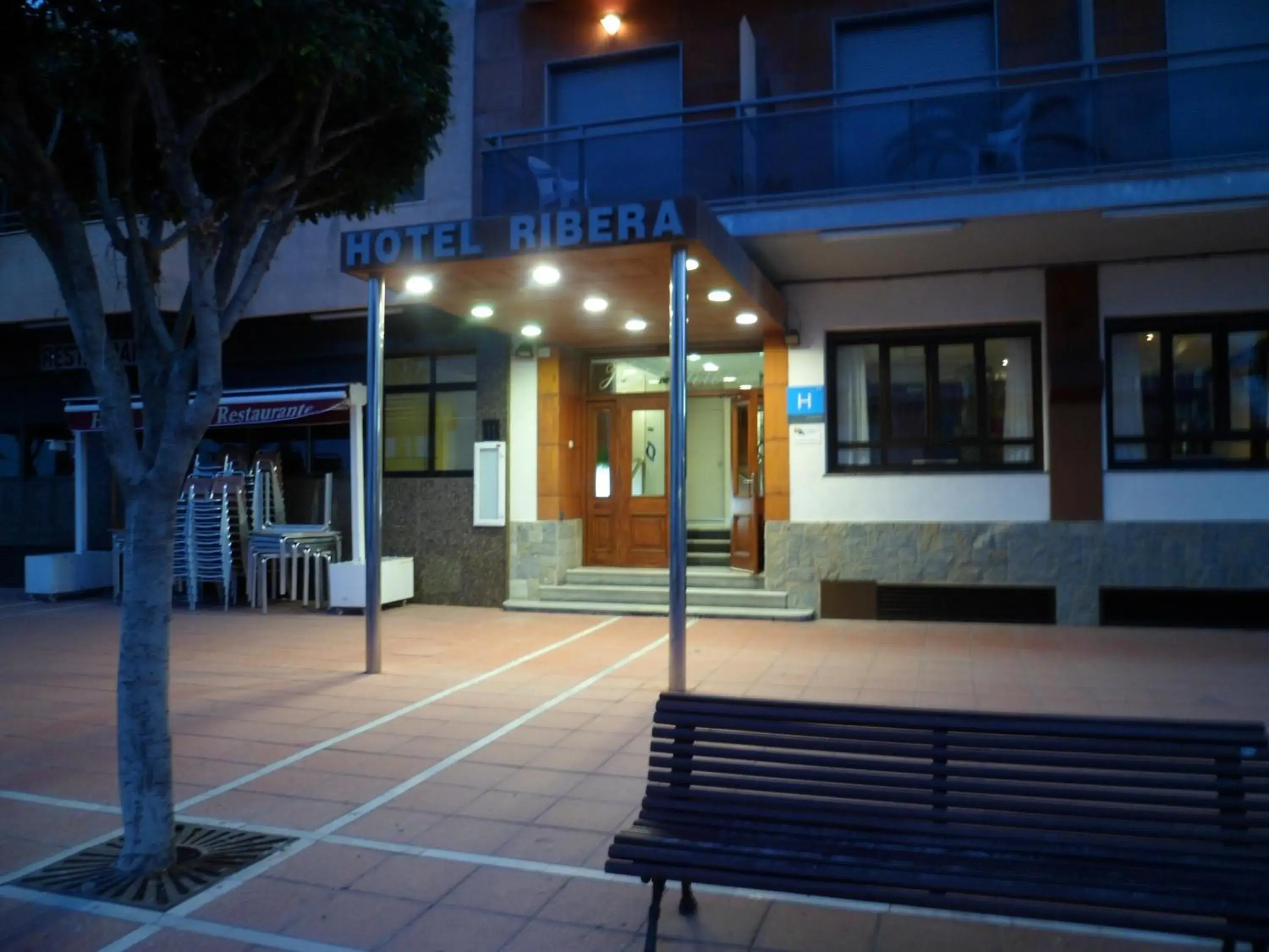 Facade/entrance in Hotel Ribera