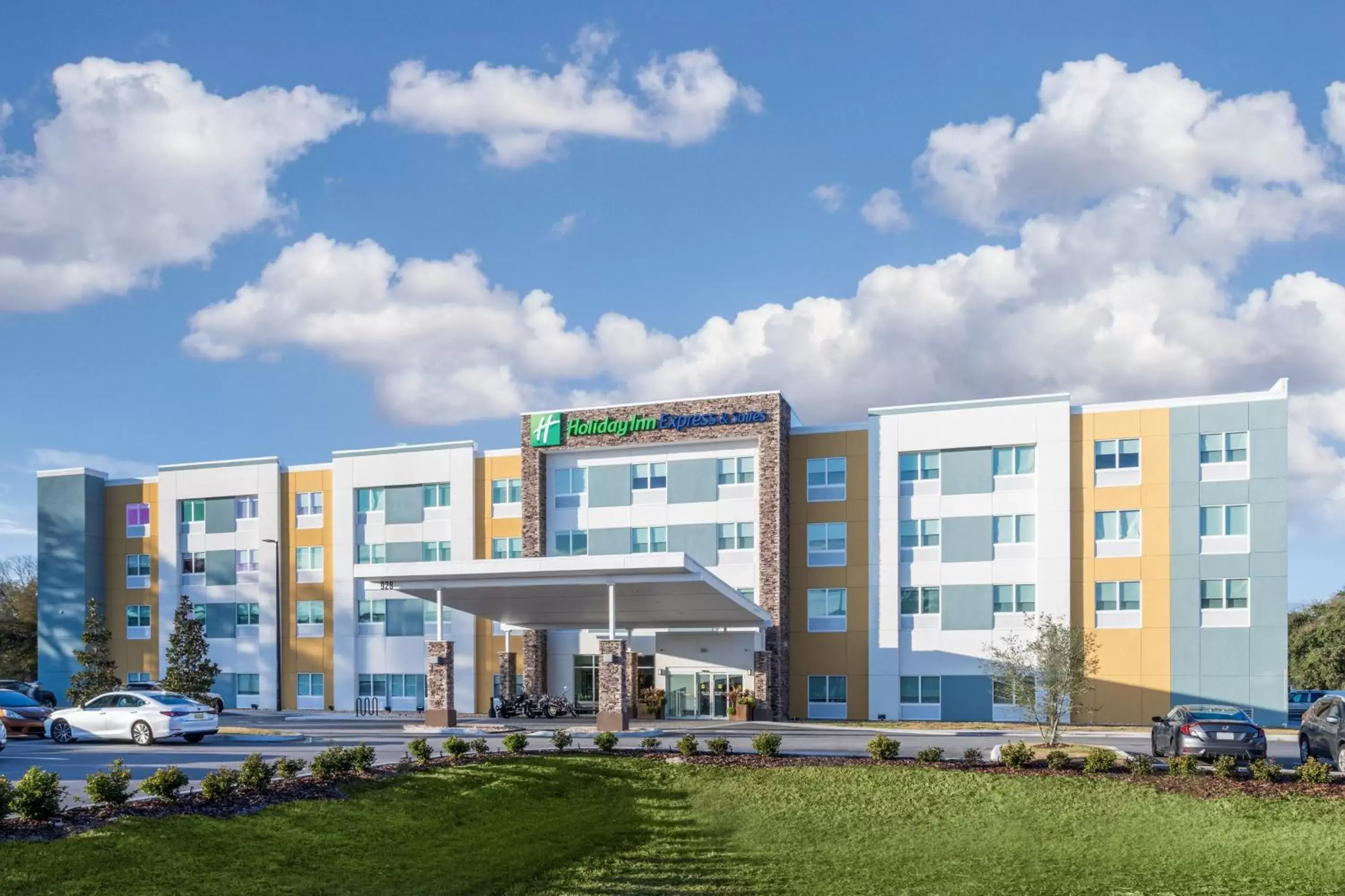 Property Building in Holiday Inn Express & Suites - Wildwood - The Villages, an IHG Hotel