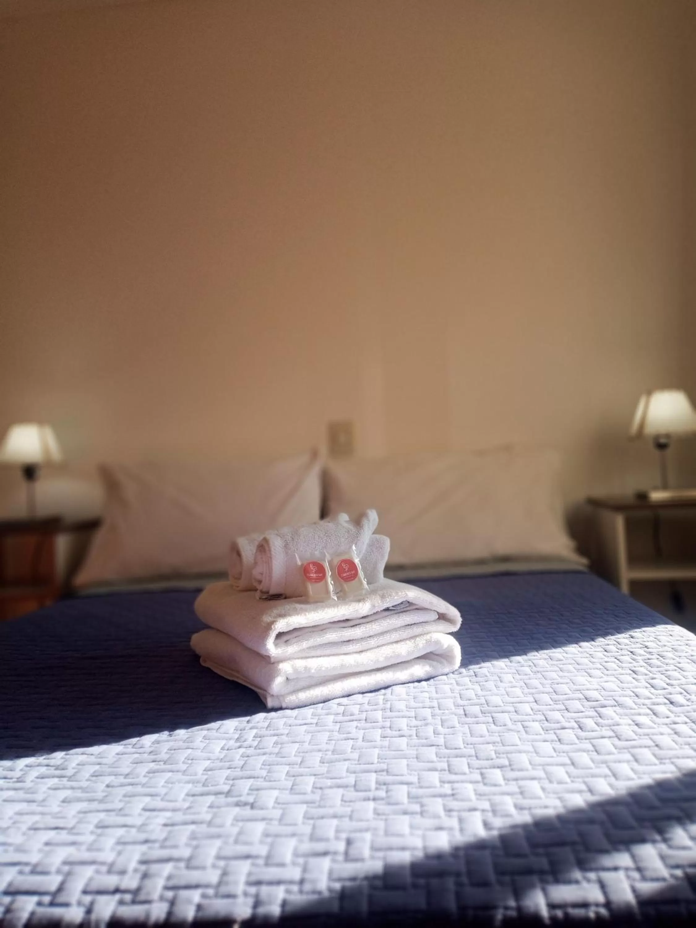 Bed in Flamenco Bay Apartments