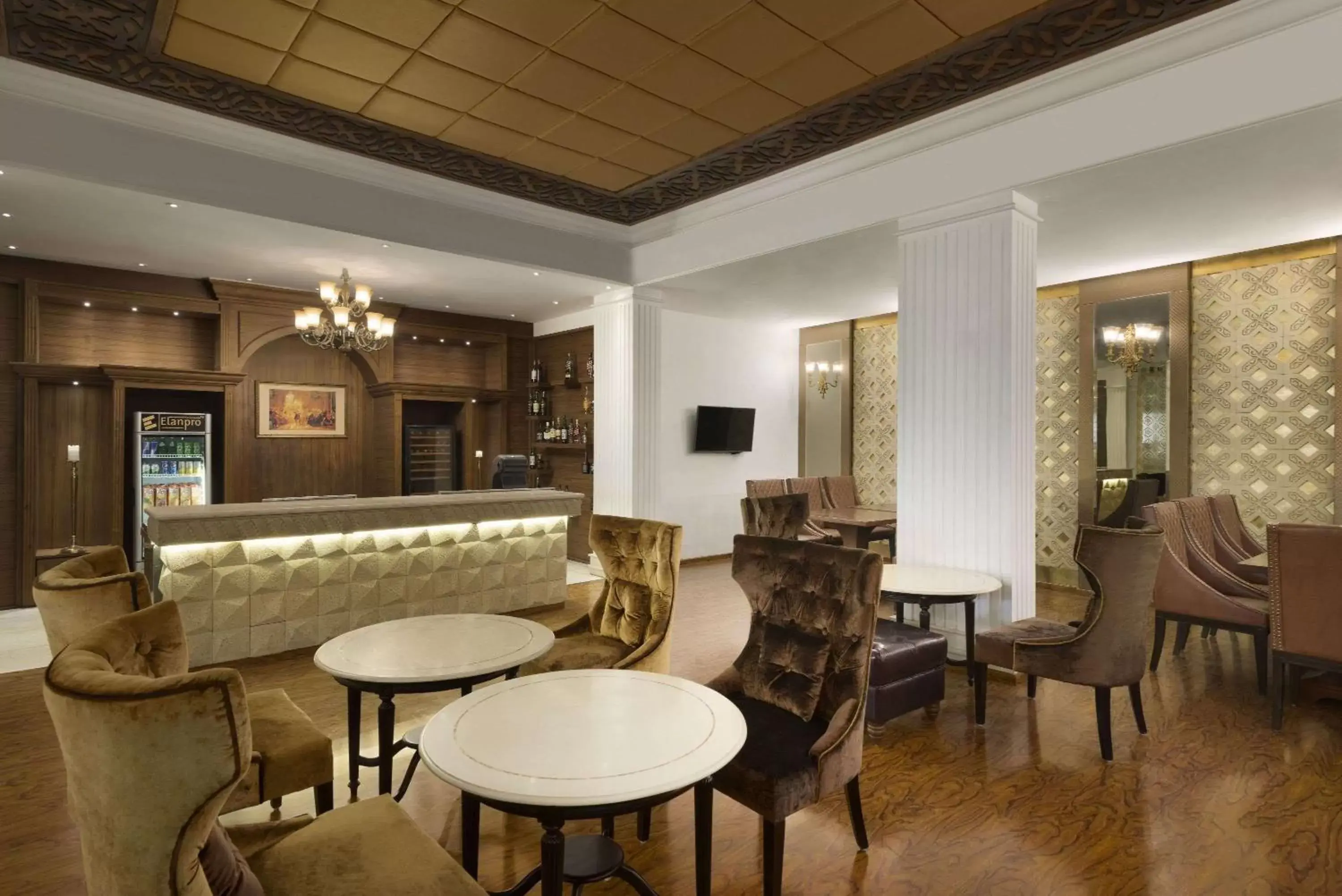 Lounge or bar, Lounge/Bar in Ramada Plaza By Wyndham, Chandigarh Zirakpur