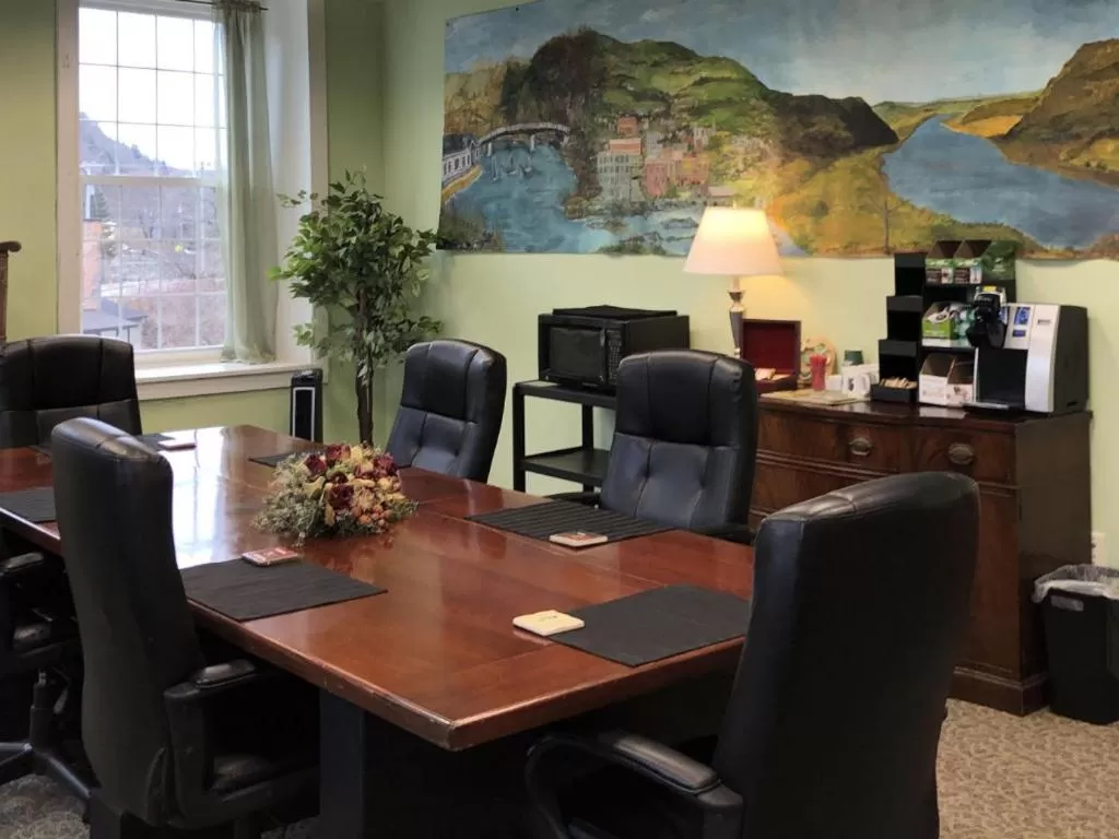 Meeting/conference room, Restaurant/Places to Eat in The Inn at Stone Mill