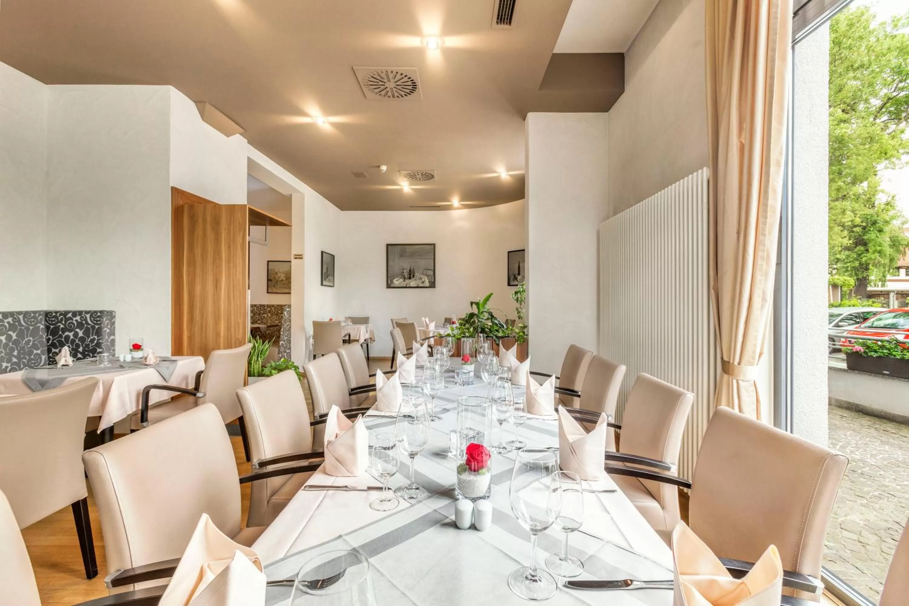 Restaurant/places to eat in Hotel Hiemann - Superior