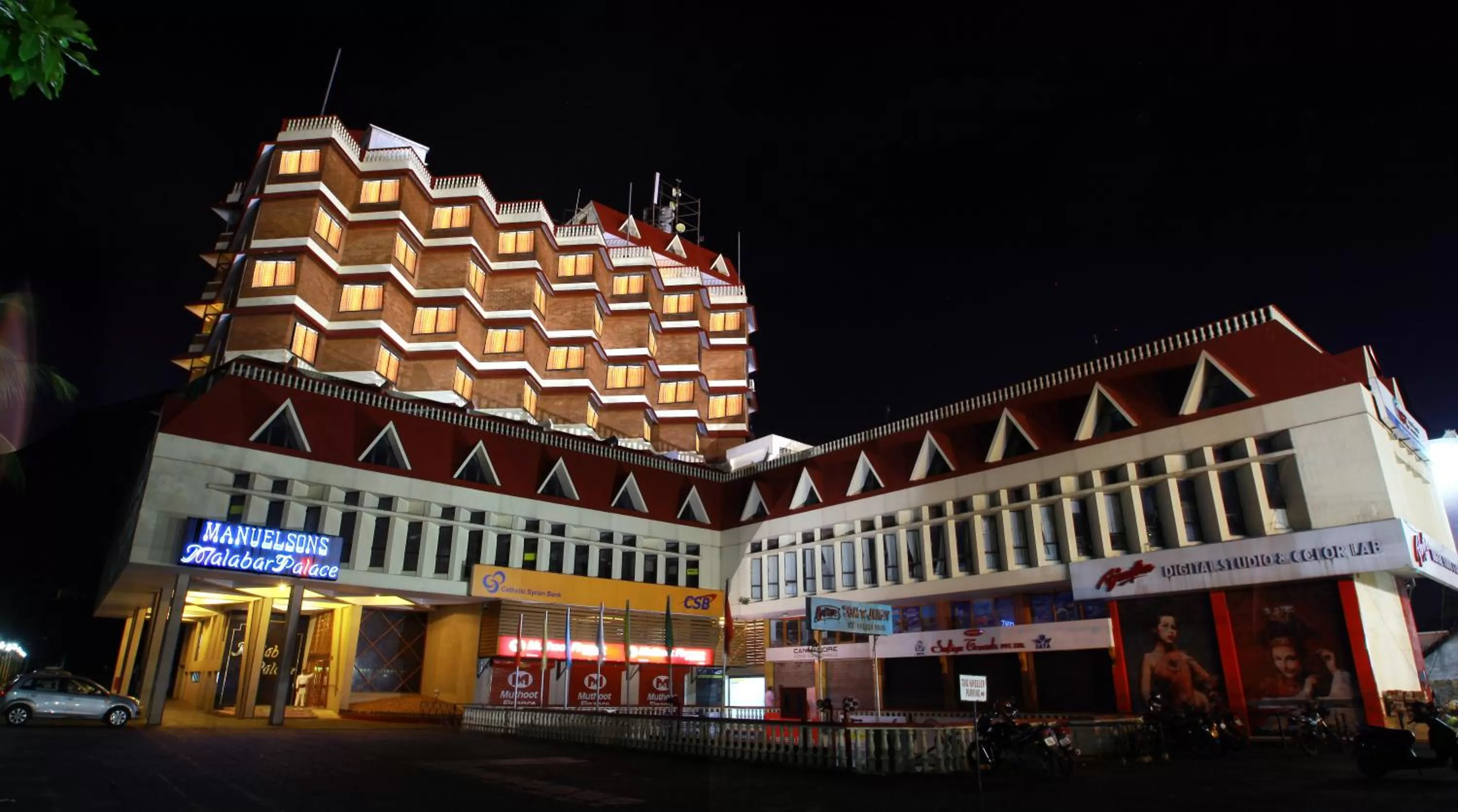 Property building in Manuelsons Malabar Palace