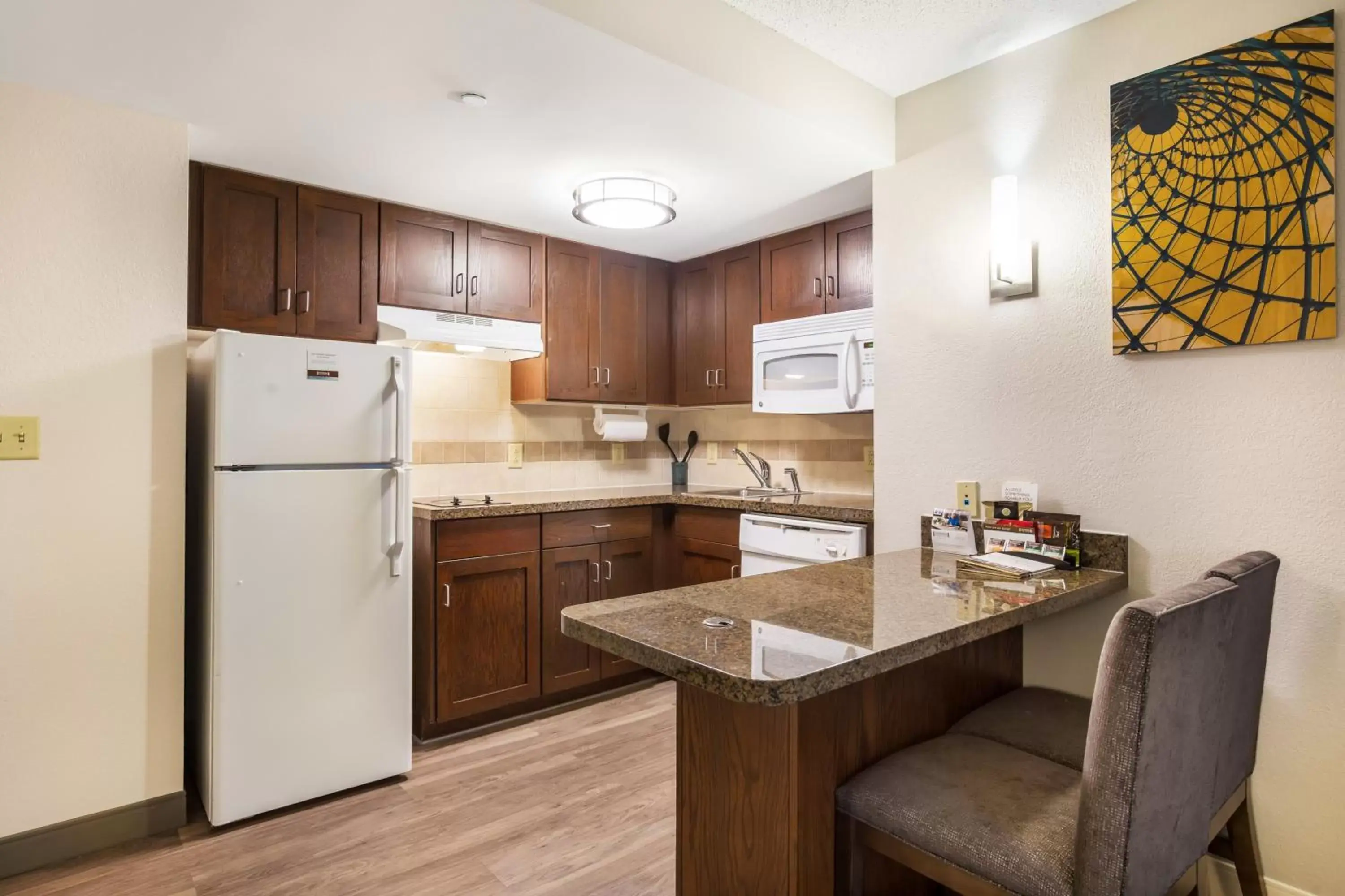 Photo of the whole room, Kitchen/Kitchenette in Staybridge Suites Chesapeake-Virginia Beach, an IHG Hotel