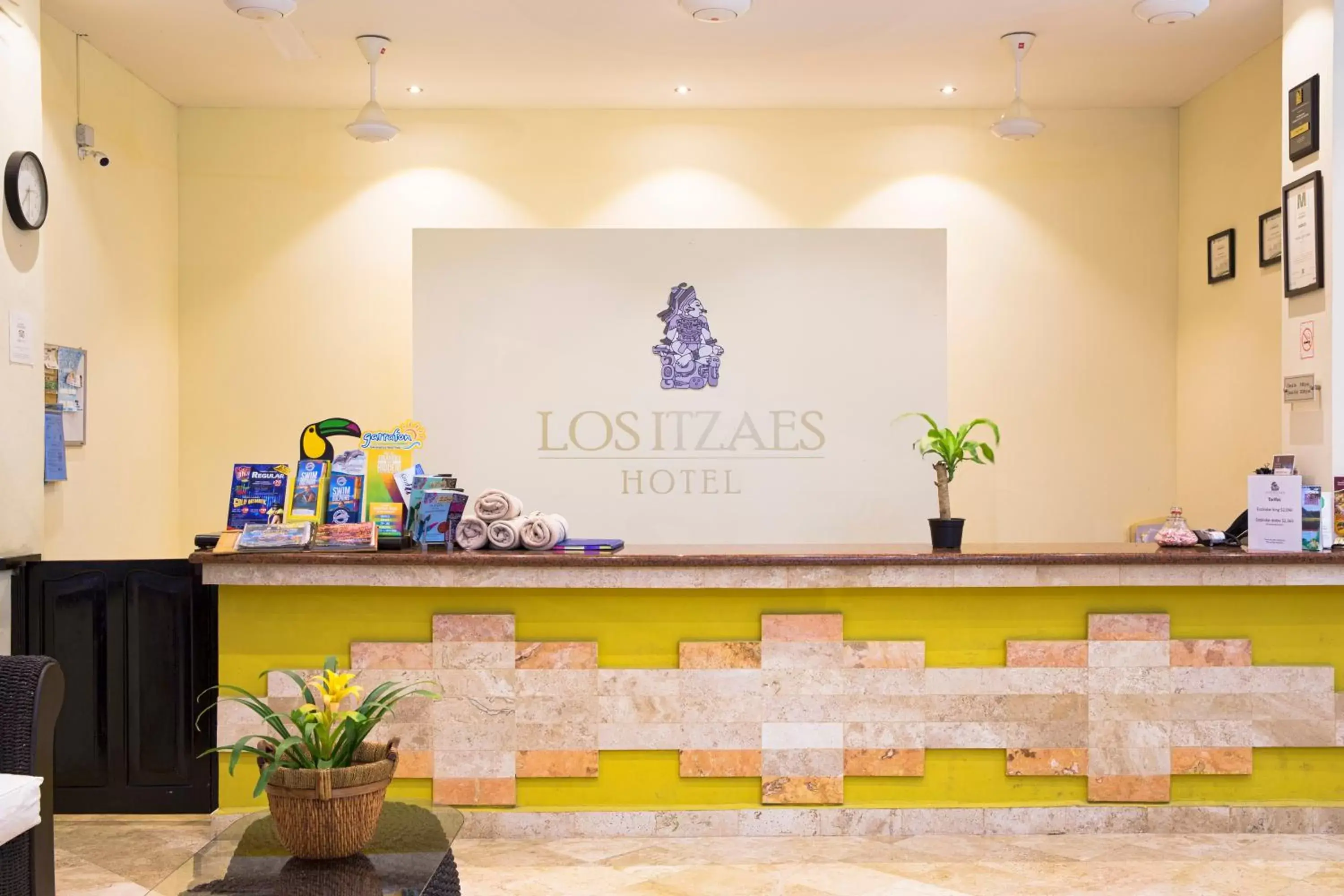 Lobby or reception, Lobby/Reception in Hotel Los Itzaes by 5th av