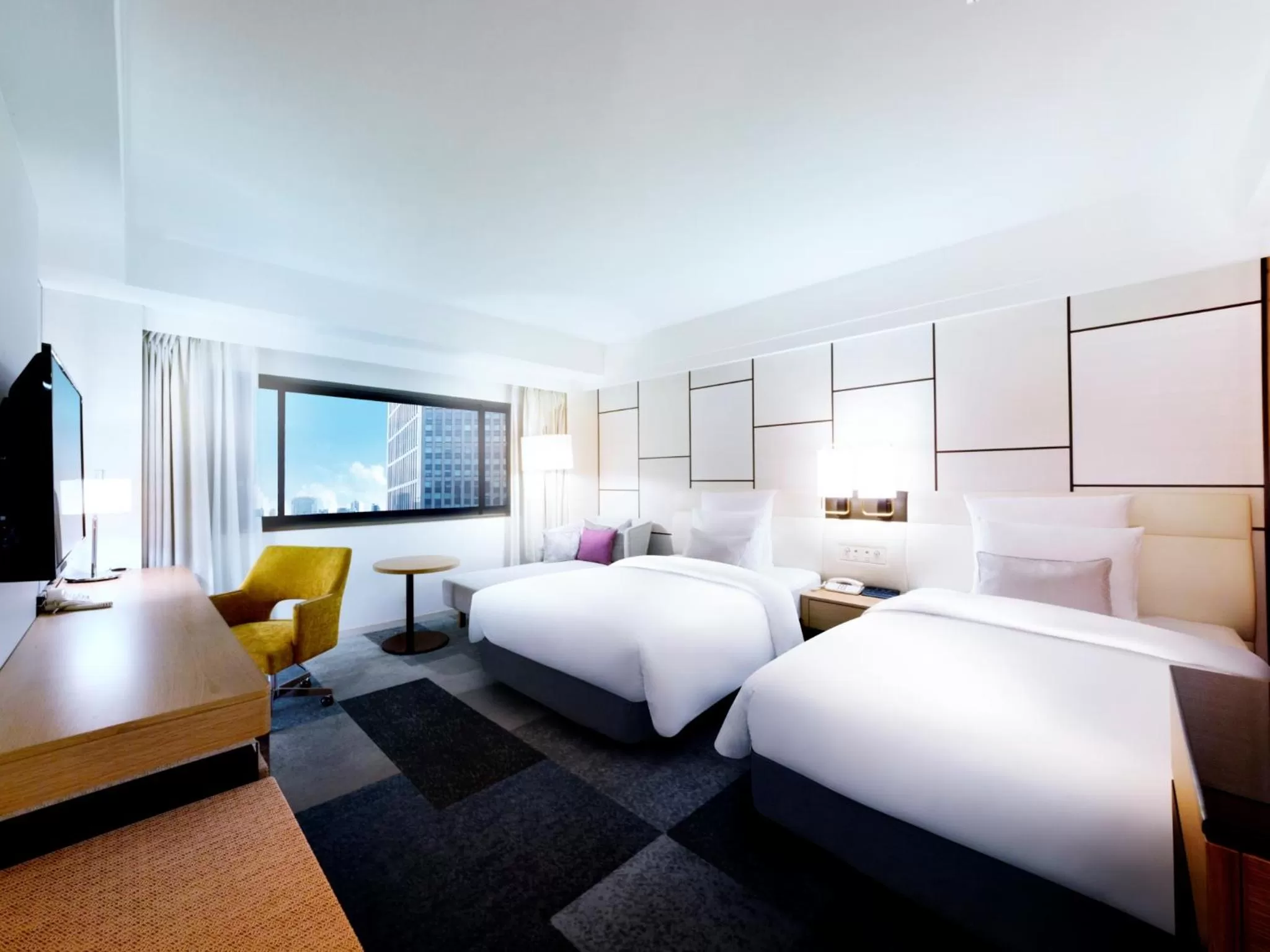Photo of the whole room in ANA Crowne Plaza Osaka by IHG