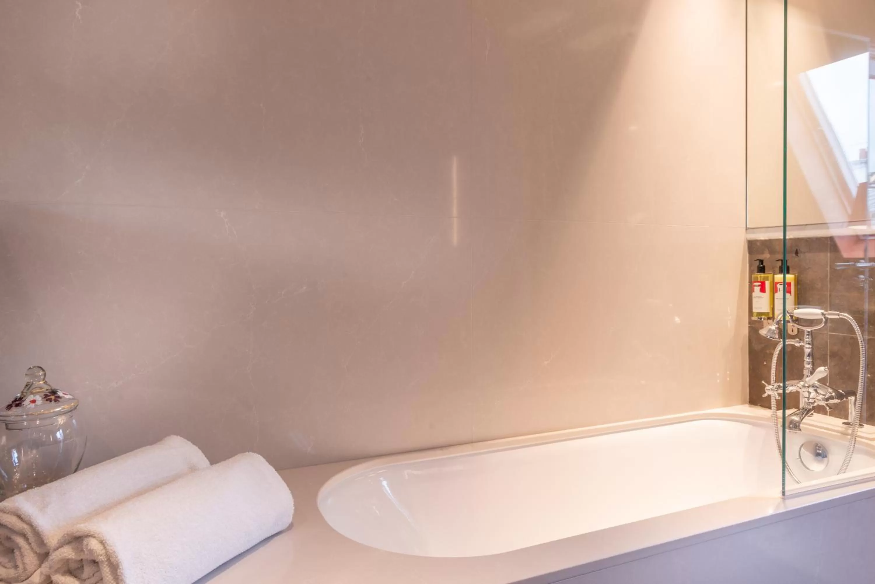 Bathroom in Hotel de Montesquieu