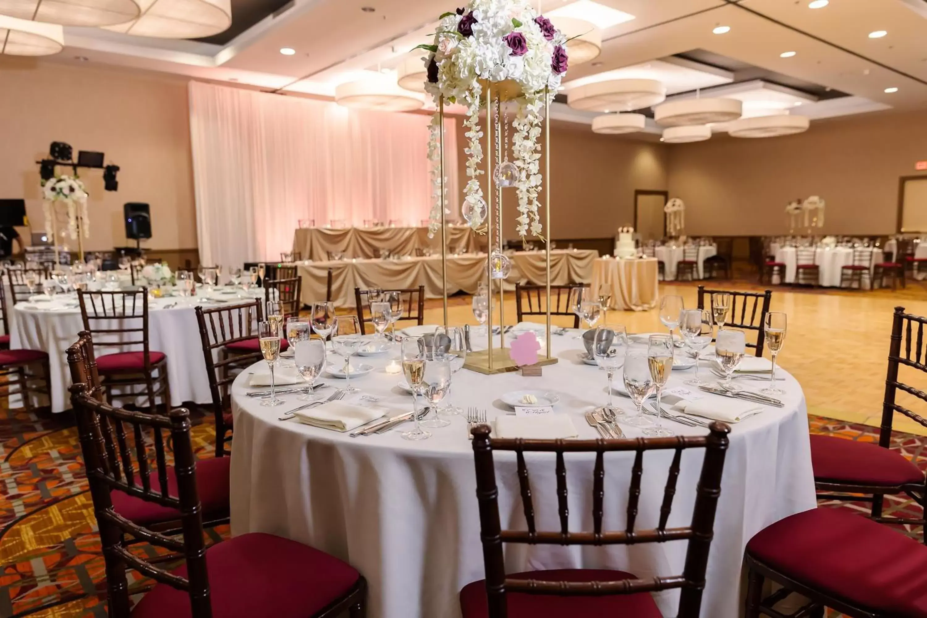 Banquet/Function facilities, Restaurant/Places to Eat in Chicago Marriott Naperville