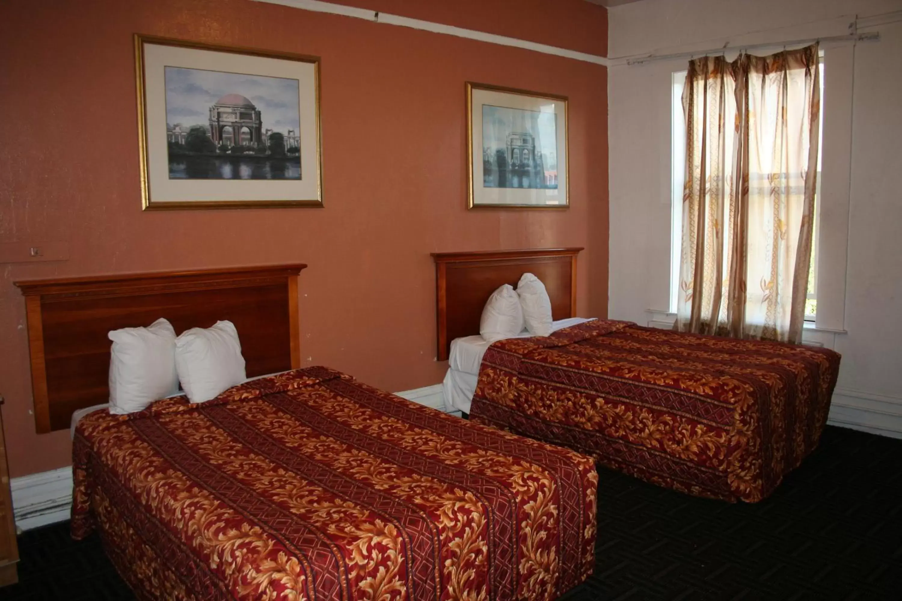 Bed in Europa Hotel