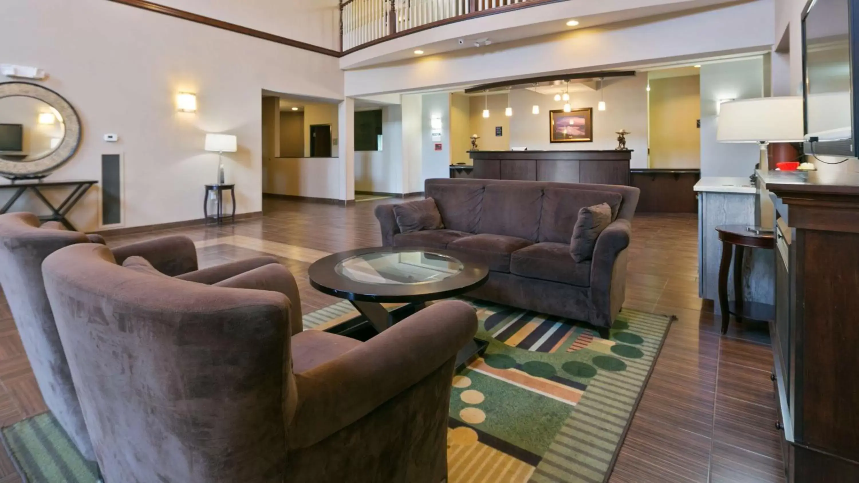 Lobby or reception, Seating Area in Best Western Plus Port of Camas-Washougal Convention Center
