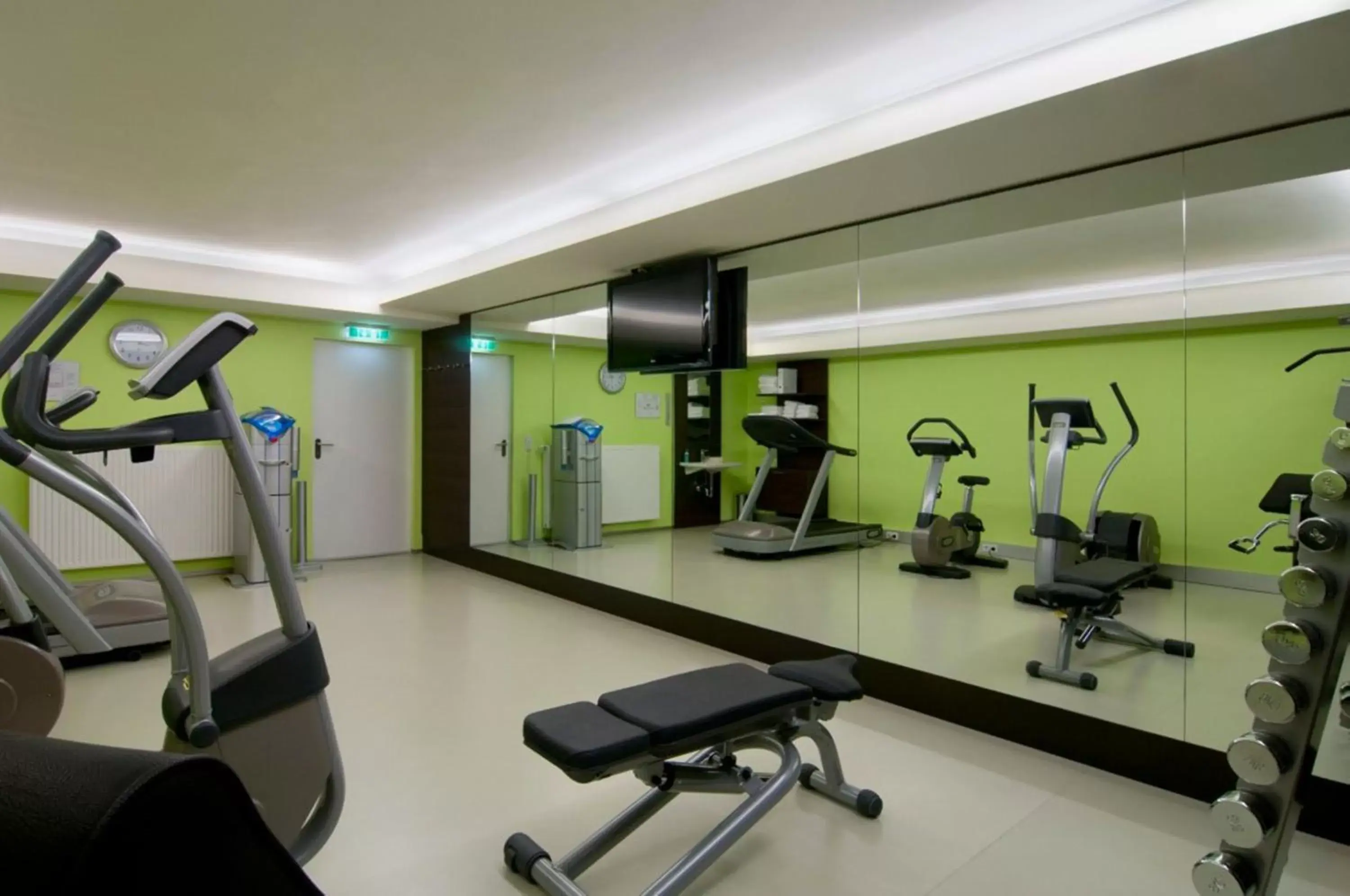 Fitness centre/facilities, Fitness Center/Facilities in Holiday Inn - Salzburg City, an IHG Hotel