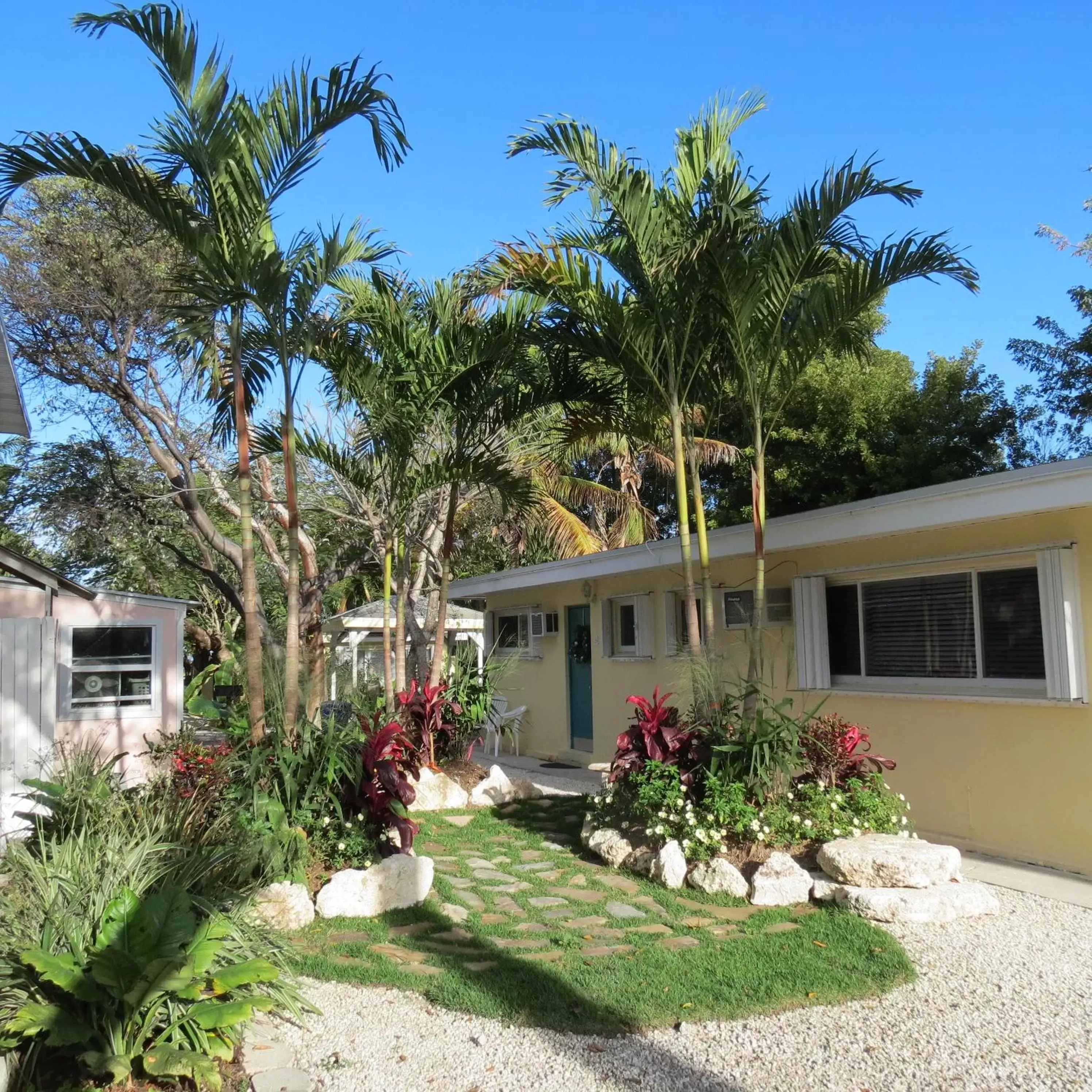 Facade/entrance, Property Building in Coconut Bay Resort - Key Largo