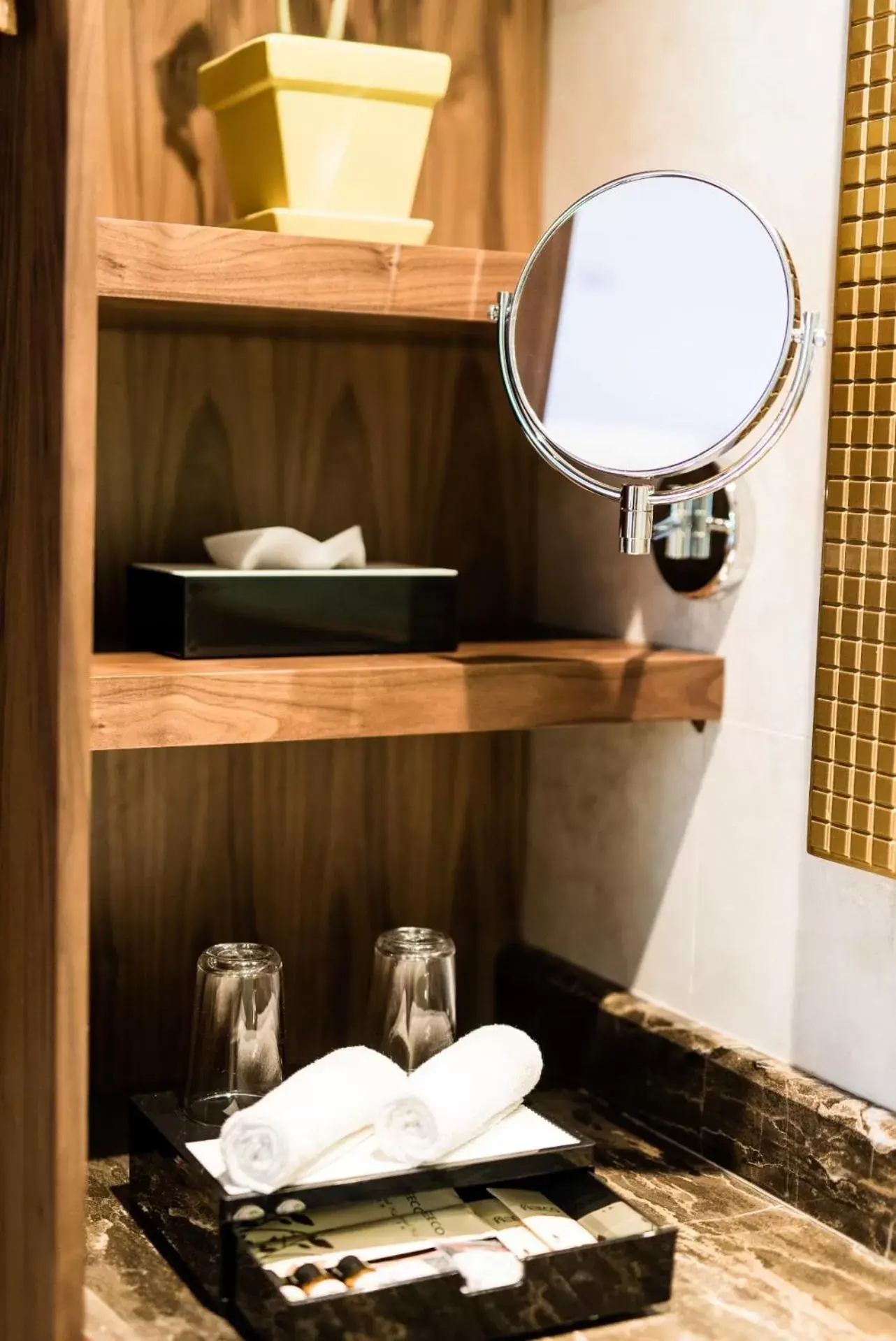 Bathroom in Gwandalan House