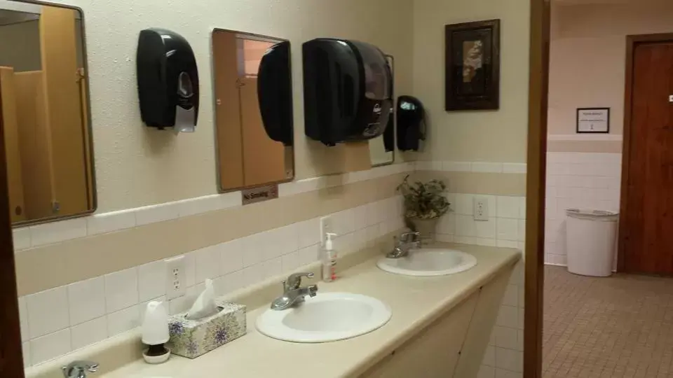 Bathroom in Elk Creek Resort